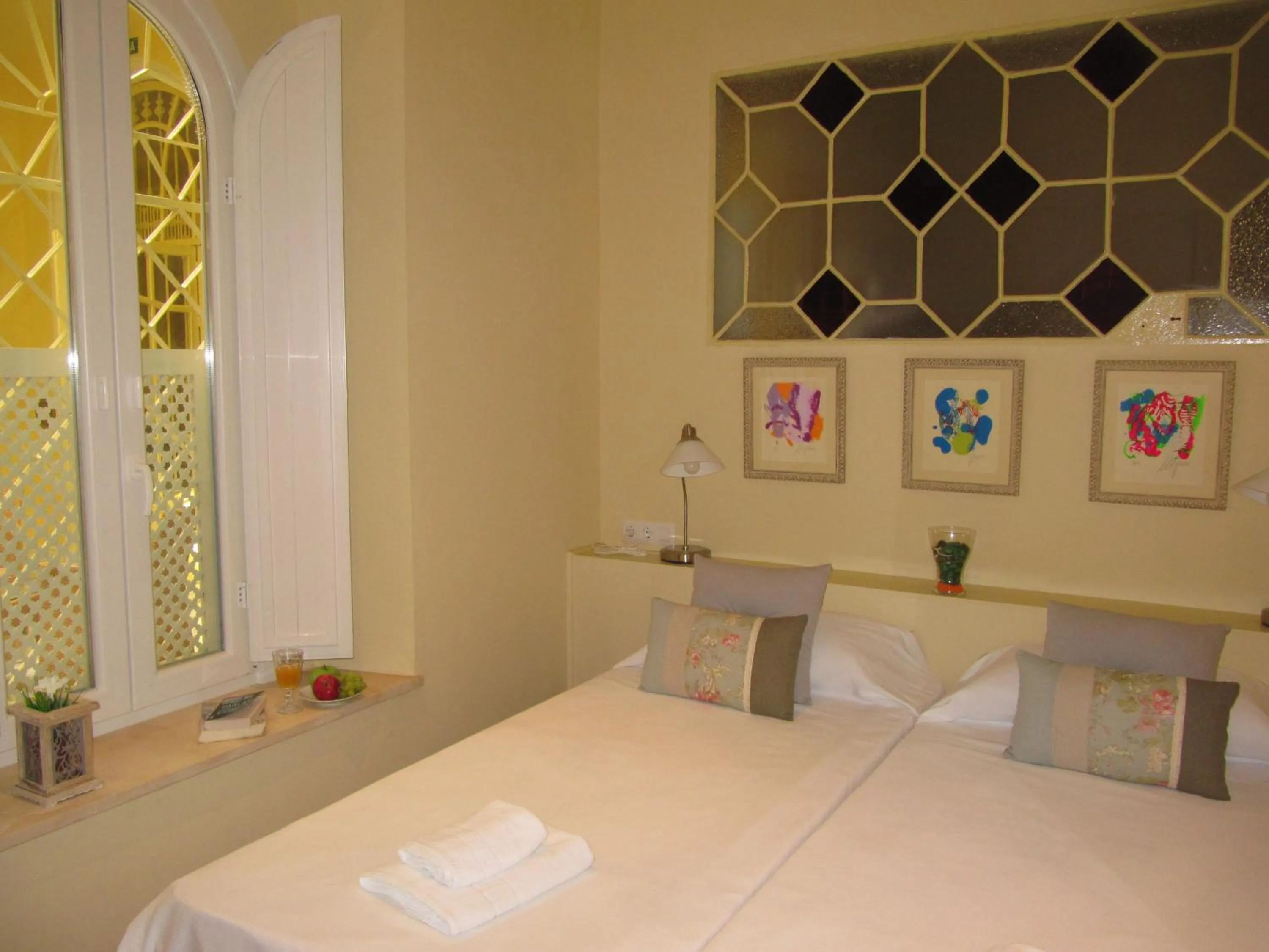 Bedroom, Bed in Life Apartments San Vicente