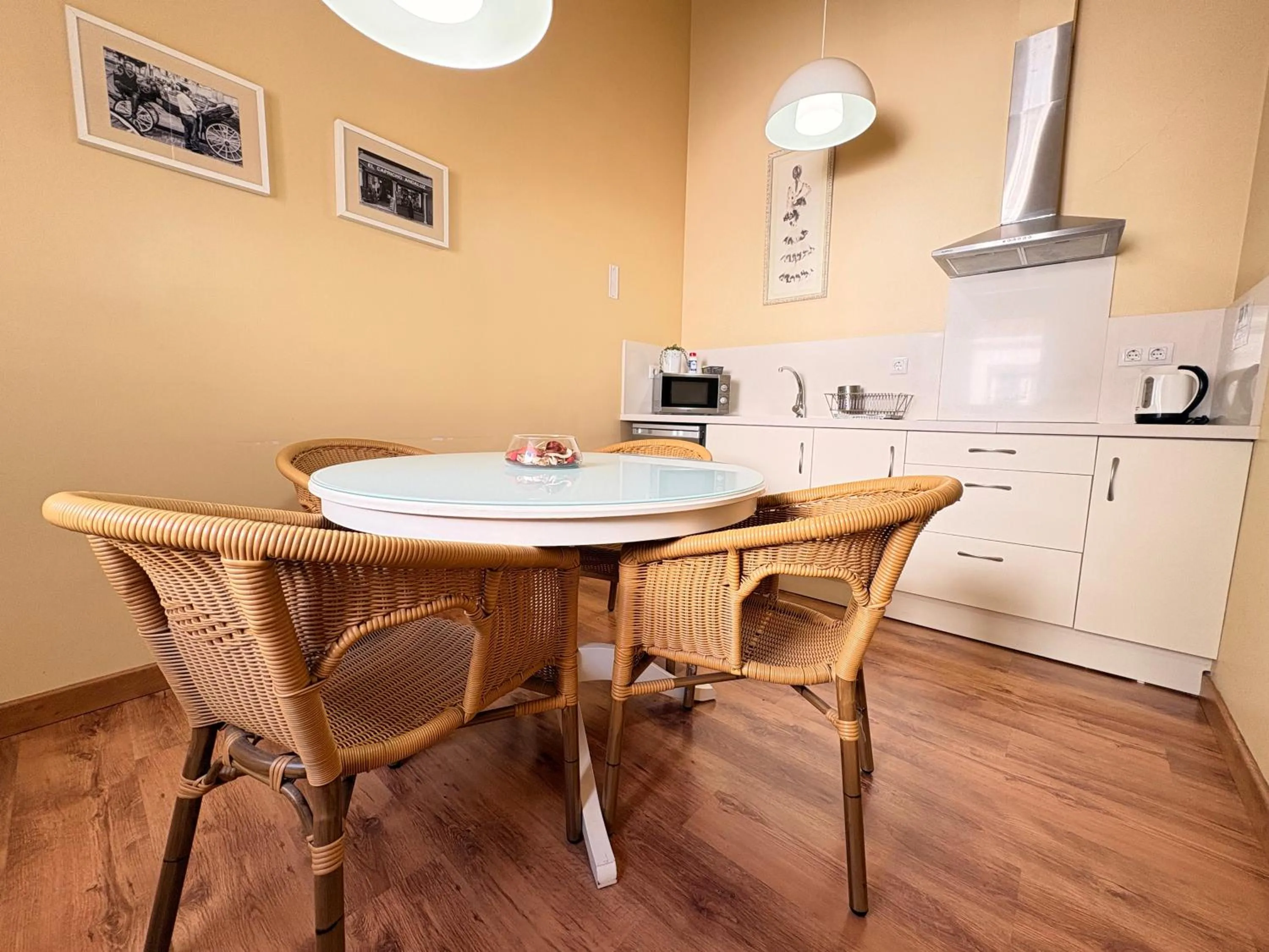 oven in Life Apartments San Vicente