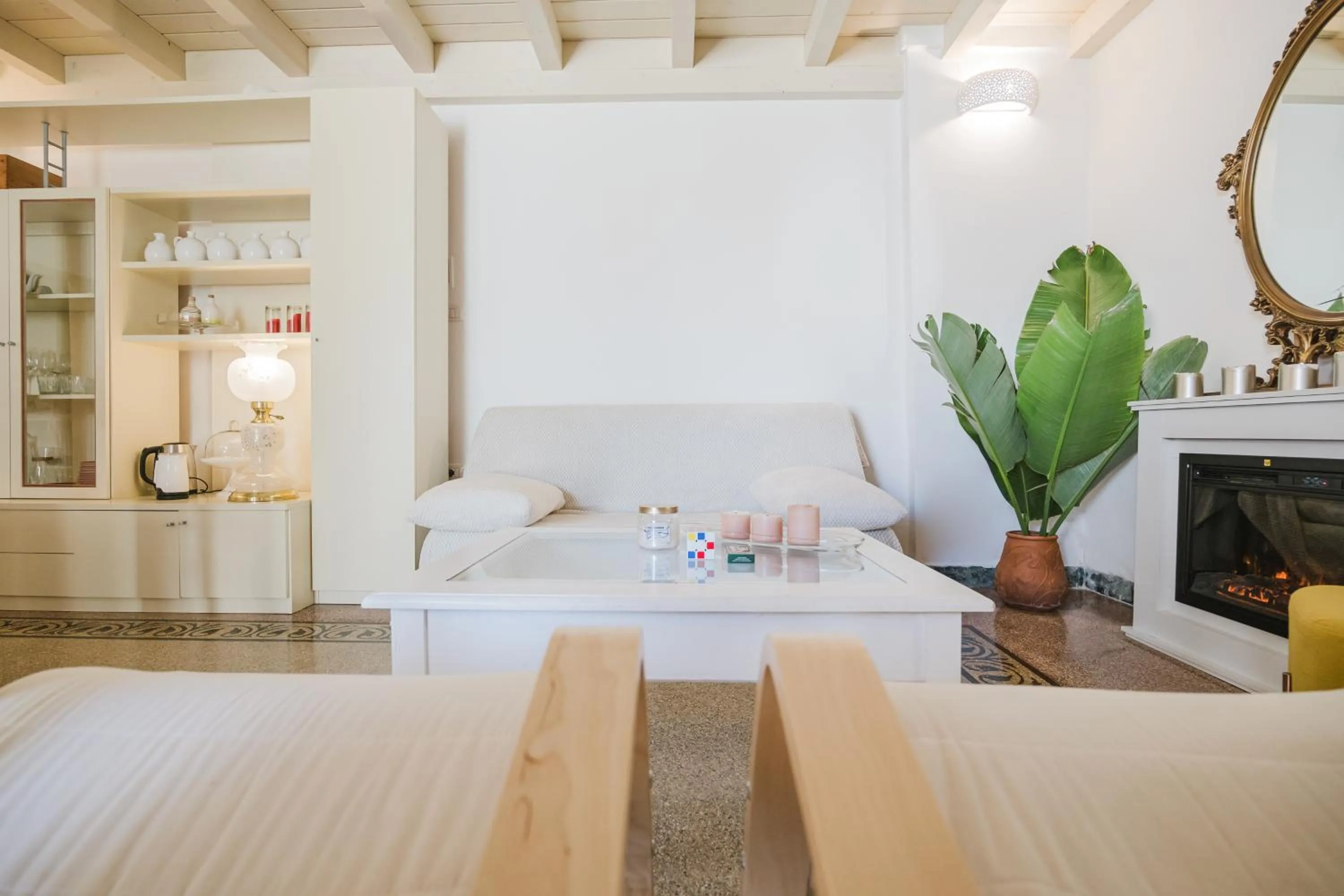 Seating area, Bed in Le Stanze di Felline- Monolocali vacanze-