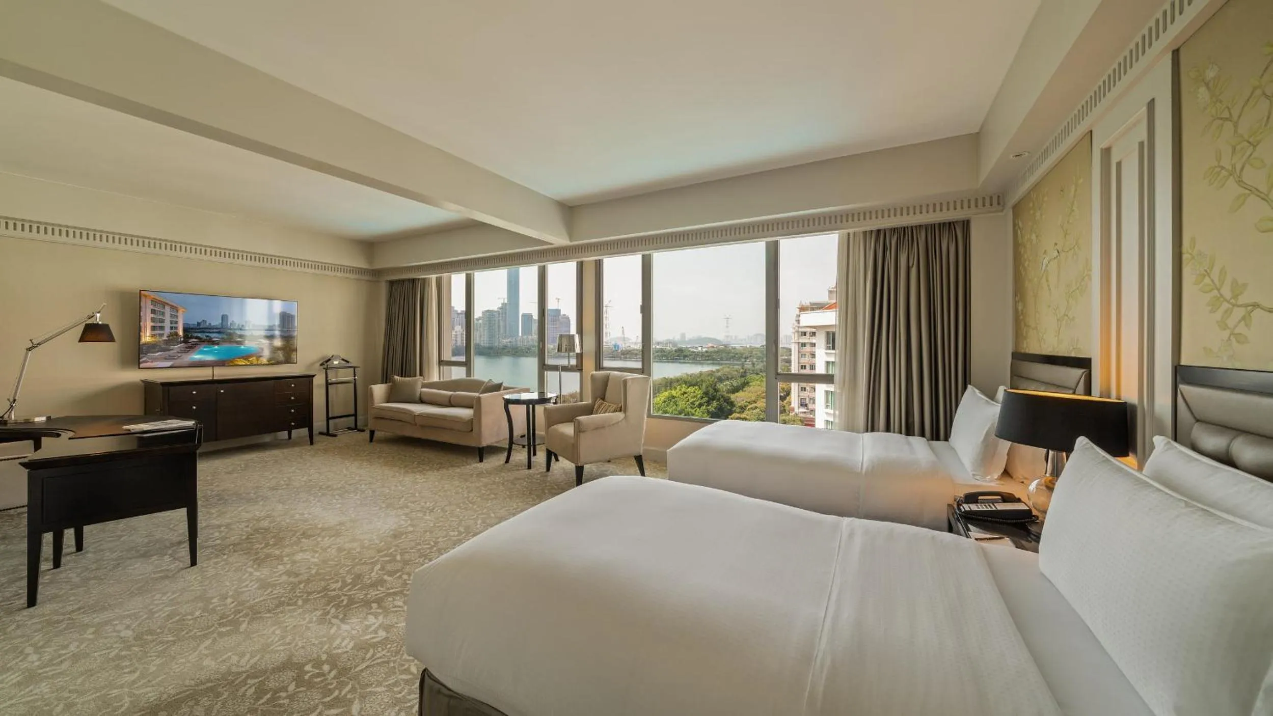 Lake view, Bed in Marco Polo Xiamen