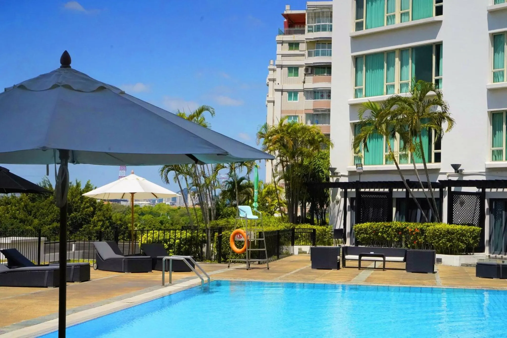 Swimming pool in Marco Polo Xiamen