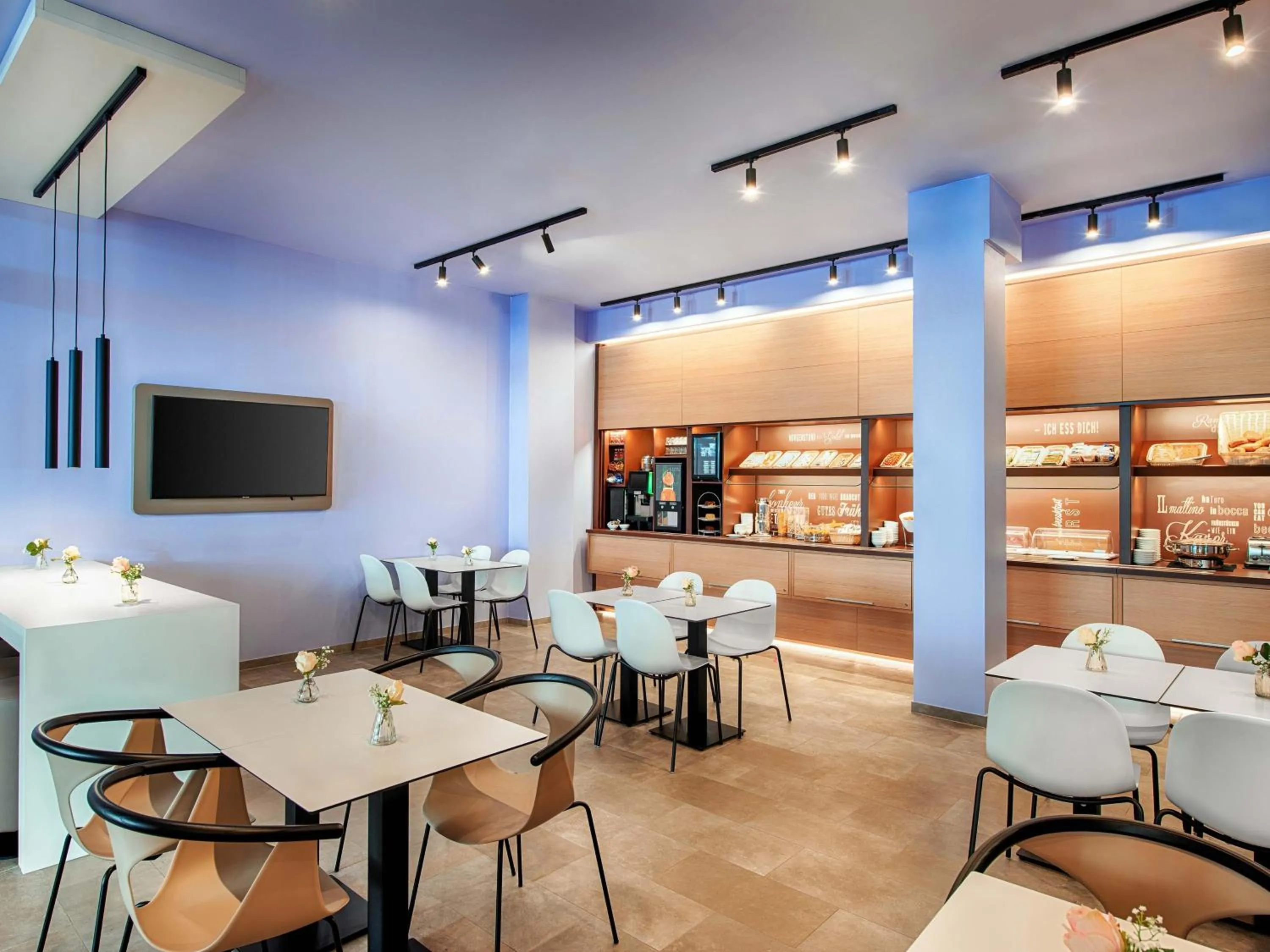 Lounge or bar in B&B Hotel Kiel-Holstenbrücke