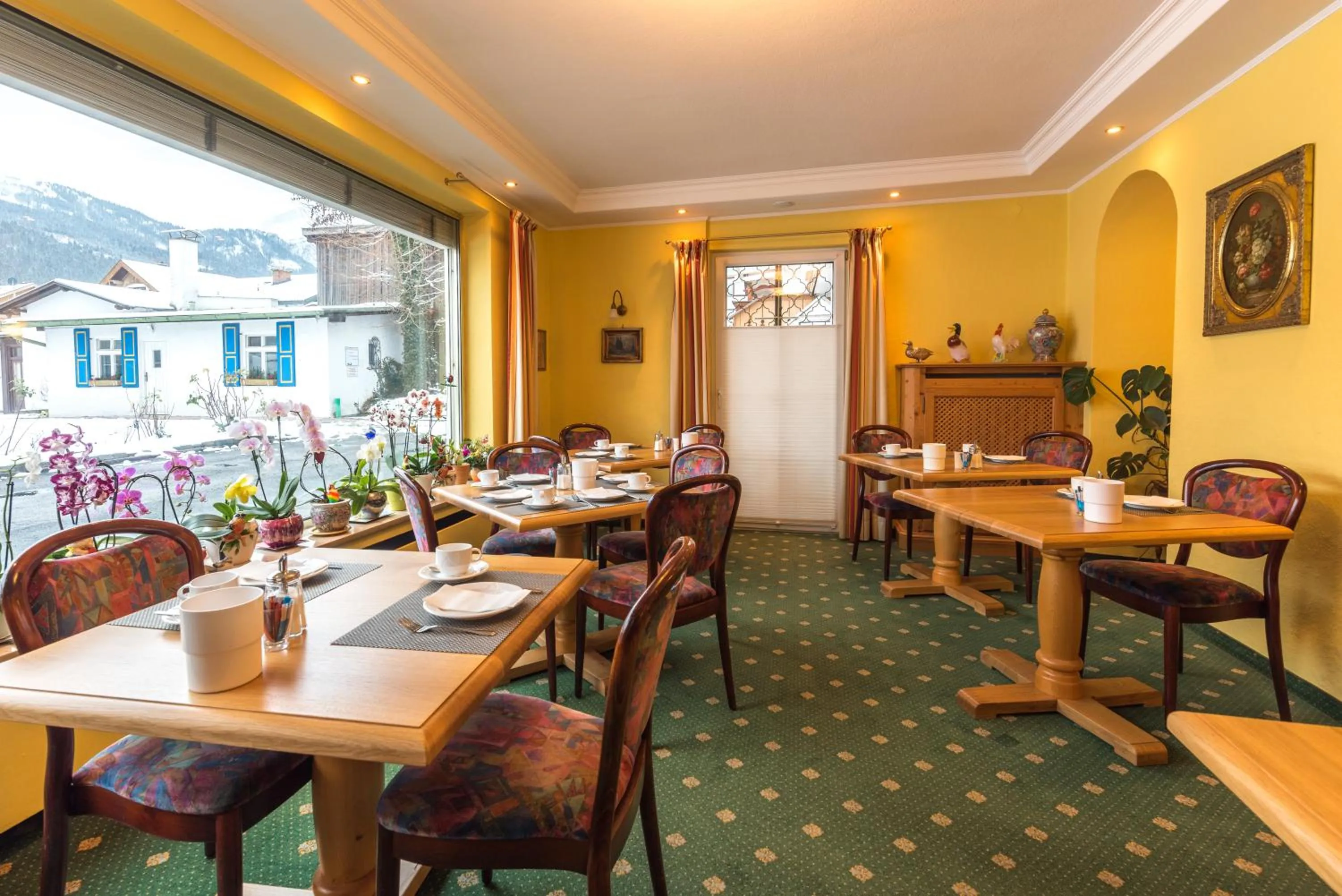 Decorative detail in Hotel garni Almenrausch und Edelweiss