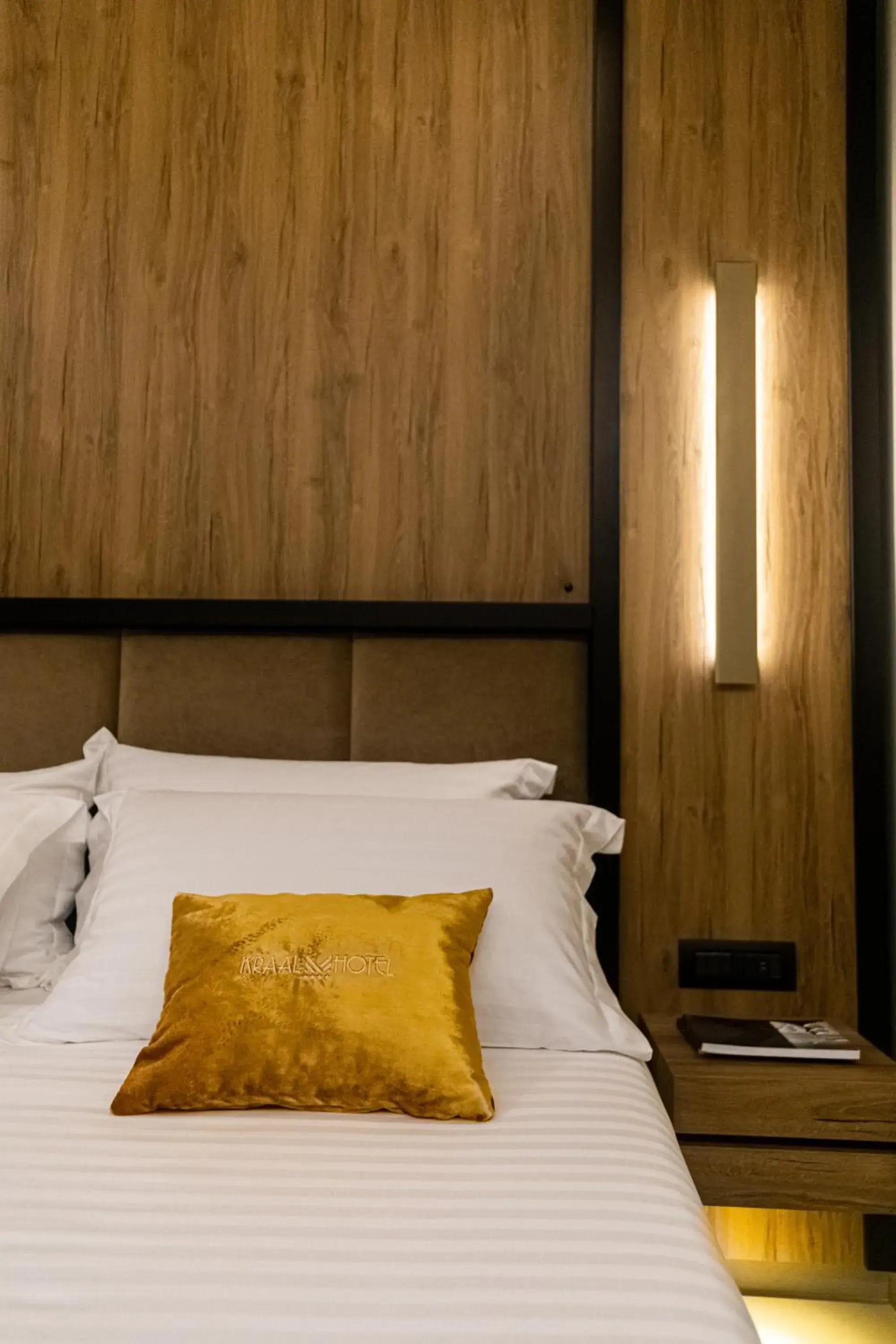 Superior King Room - single occupancy in Kraal Hotel Vlore Superior King Room - single occupancy in Kraal Hotel Vlore