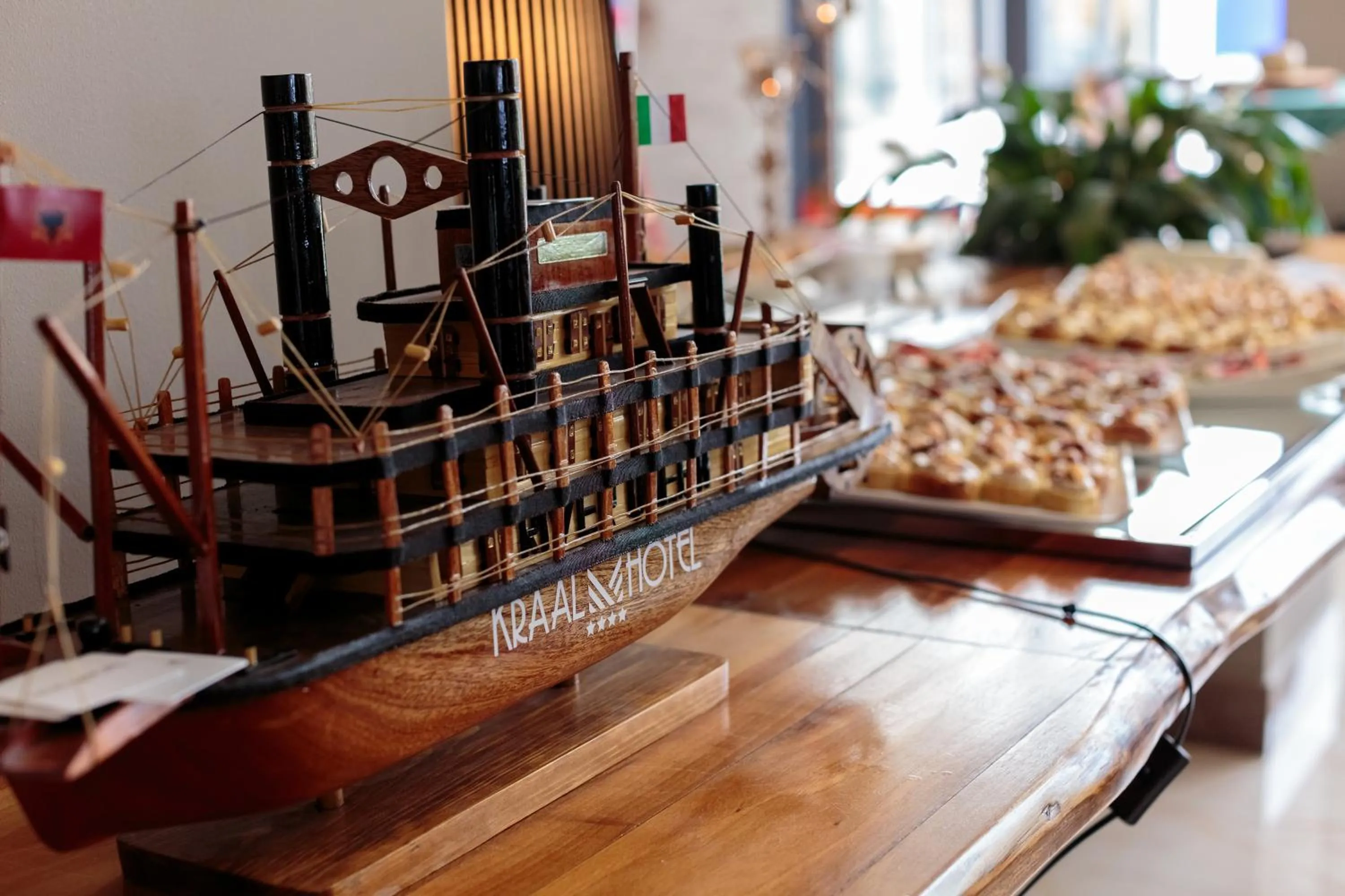 Logo/Certificate/Sign in Kraal Hotel Vlore