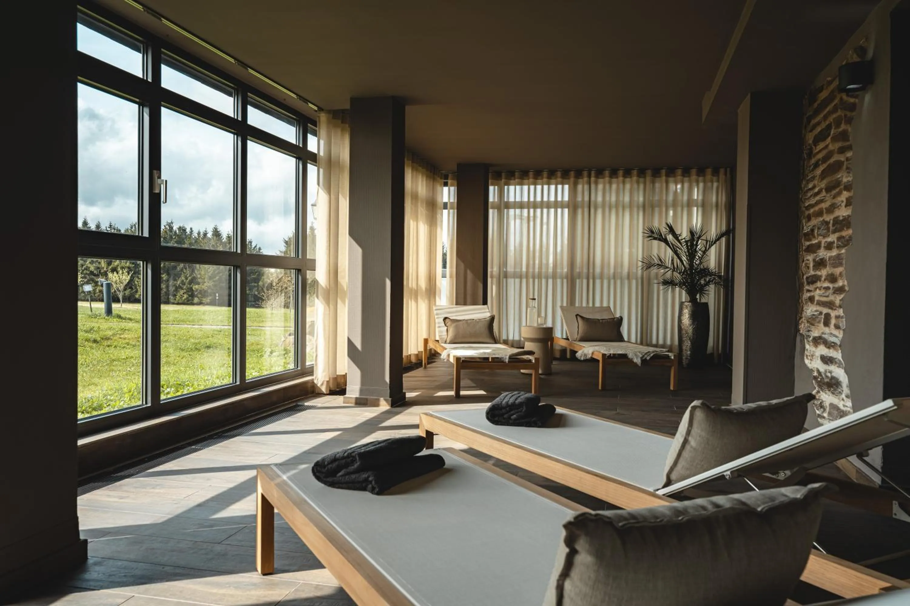 Spa and wellness centre/facilities in Naturhotel Sachsenbaude Oberwiesenthal - Indoor-Pool & Outdoor-Whirlpool
