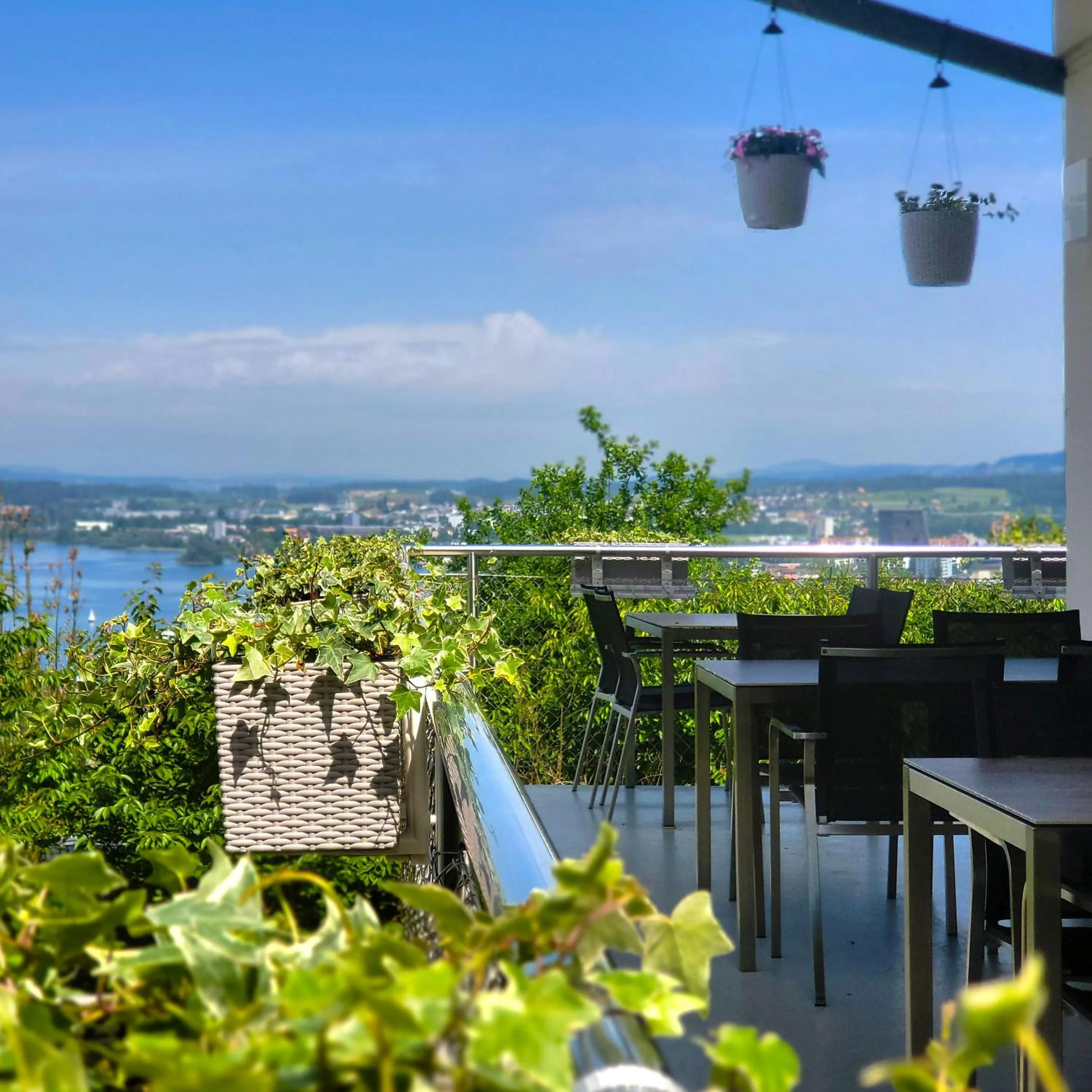 Restaurant/places to eat in Guggital Hotel Restaurant