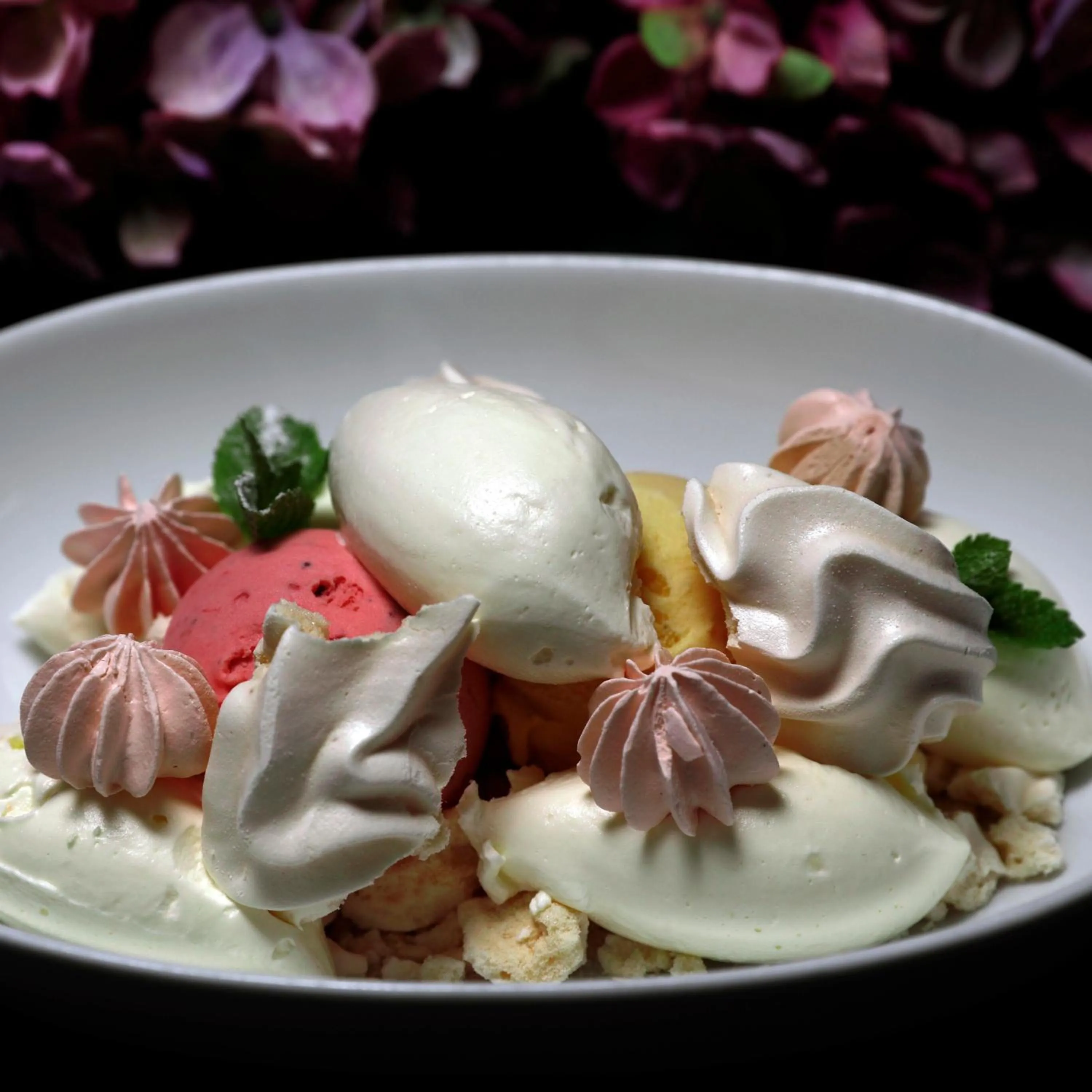 Food and drinks in Guggital Hotel Restaurant