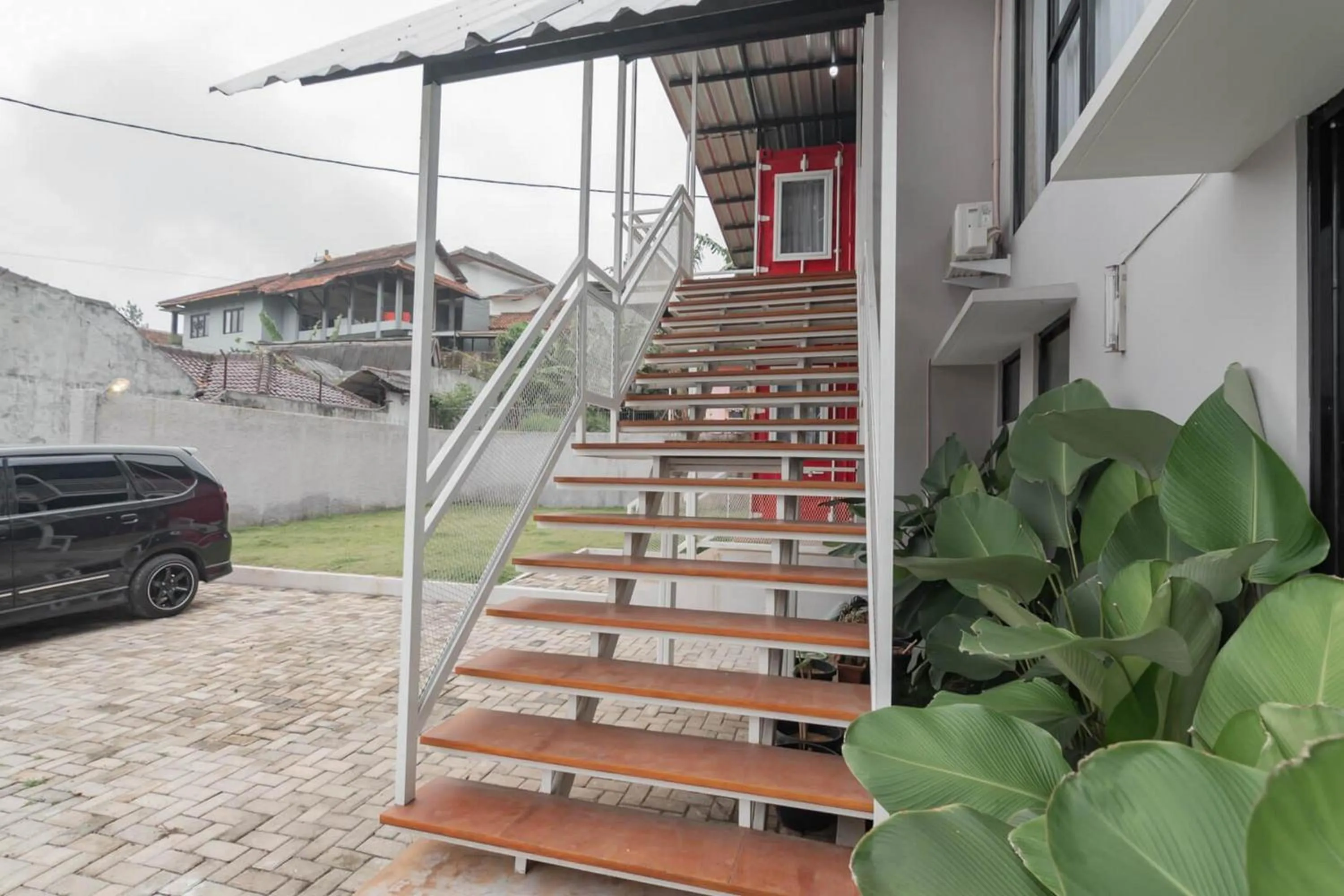 Property building in RedDoorz Plus near Lembang Park & Zoo