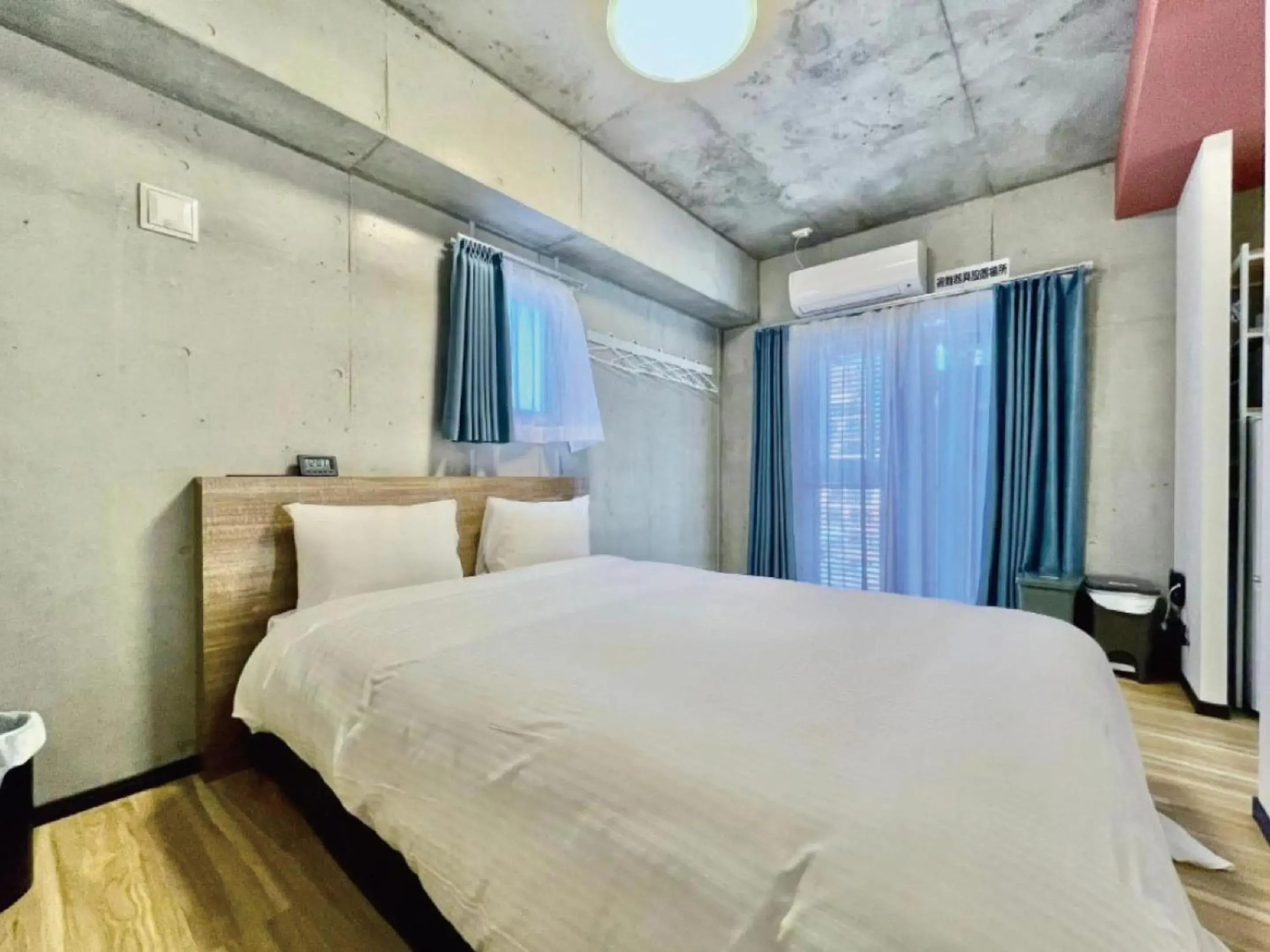 Standard Double Room - single occupancy in Infinity Hotel NahaKumoji -SEVEN Hotels and Resorts- Standard Double Room - single occupancy in Infinity Hotel NahaKumoji -SEVEN Hotels and Resorts-