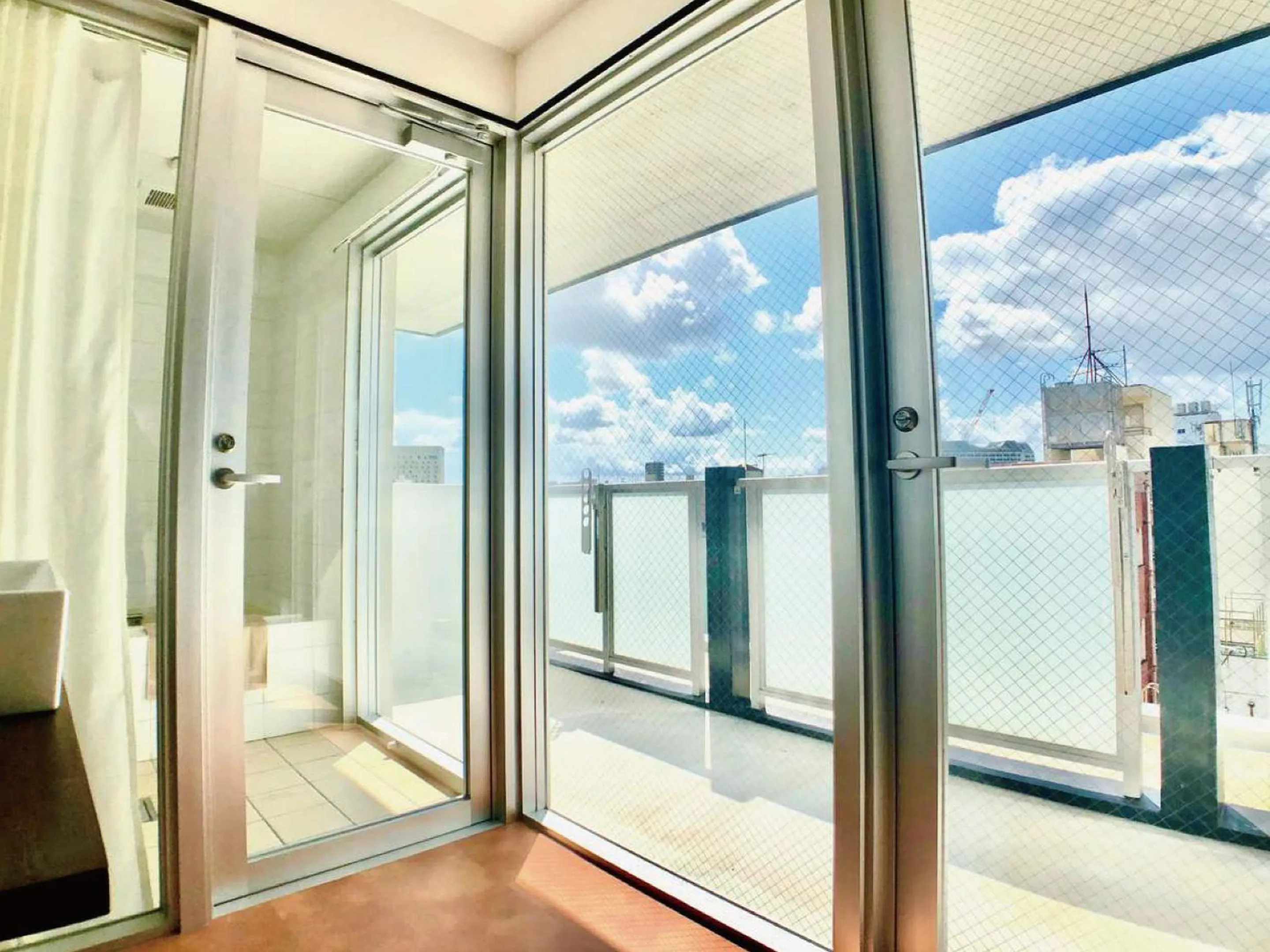 Balcony/Terrace in Infinity Hotel NahaKumoji -SEVEN Hotels and Resorts-