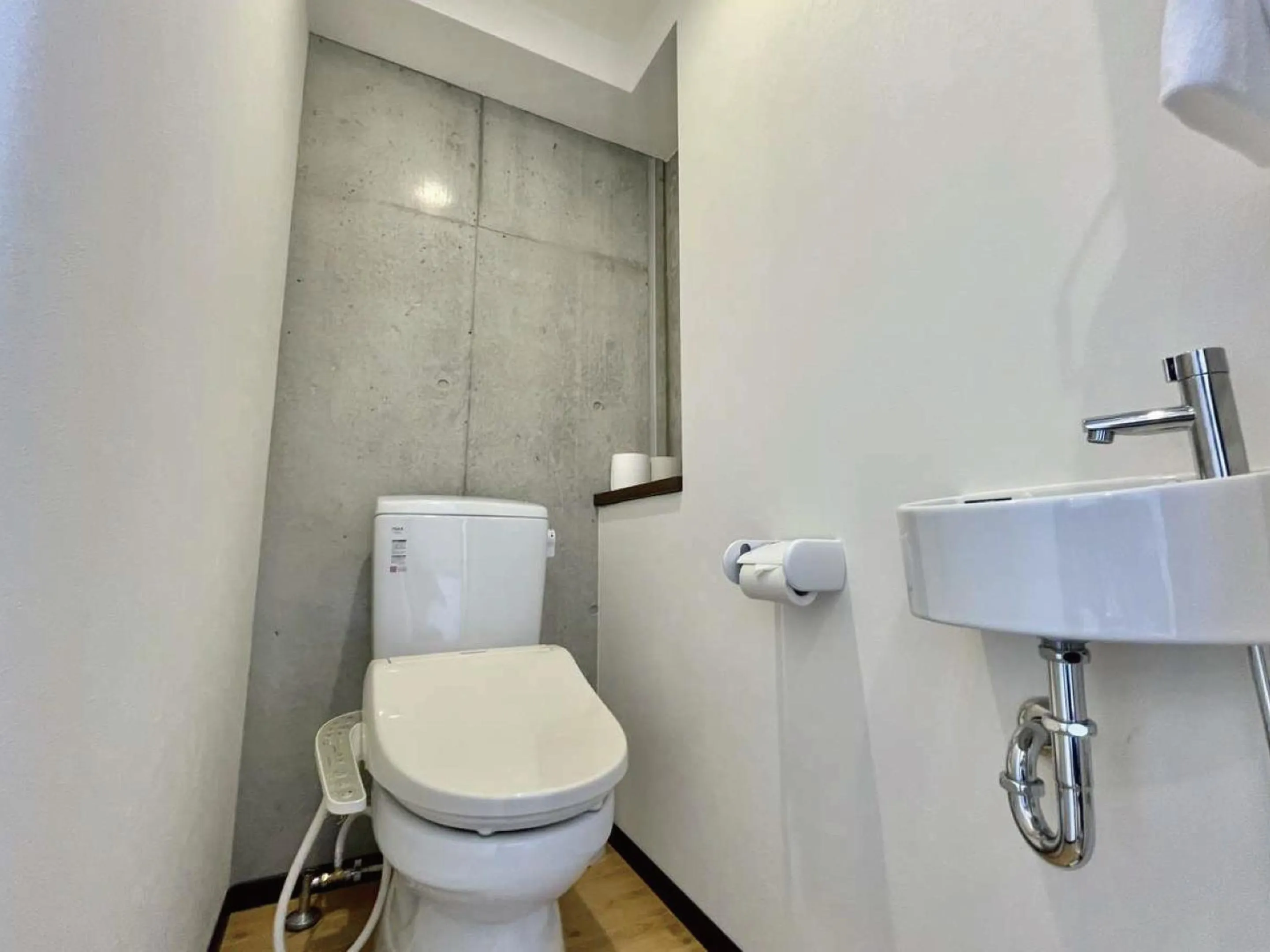 Toilet in Infinity Hotel NahaKumoji -SEVEN Hotels and Resorts-