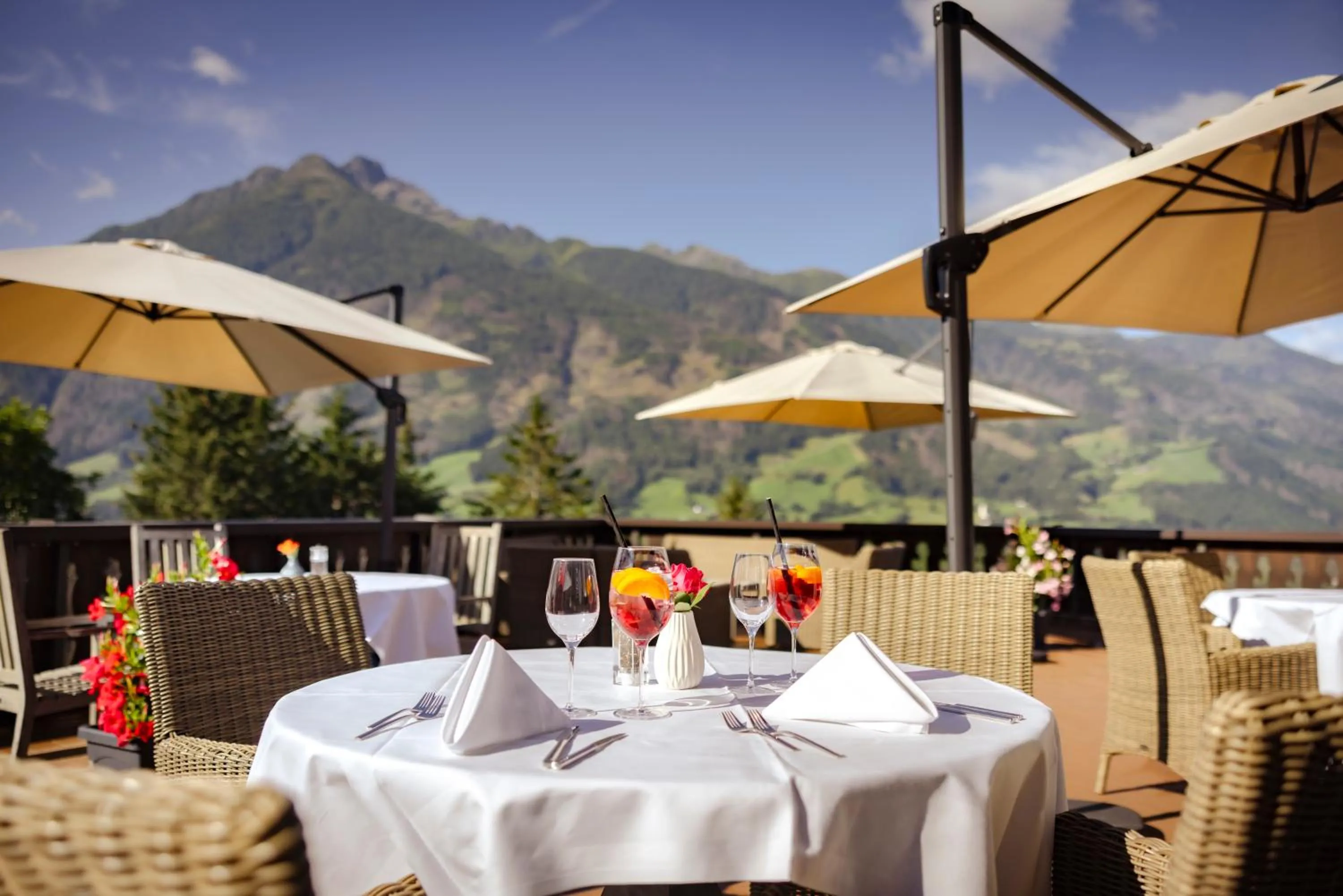 Restaurant/places to eat in Hotel Goldried