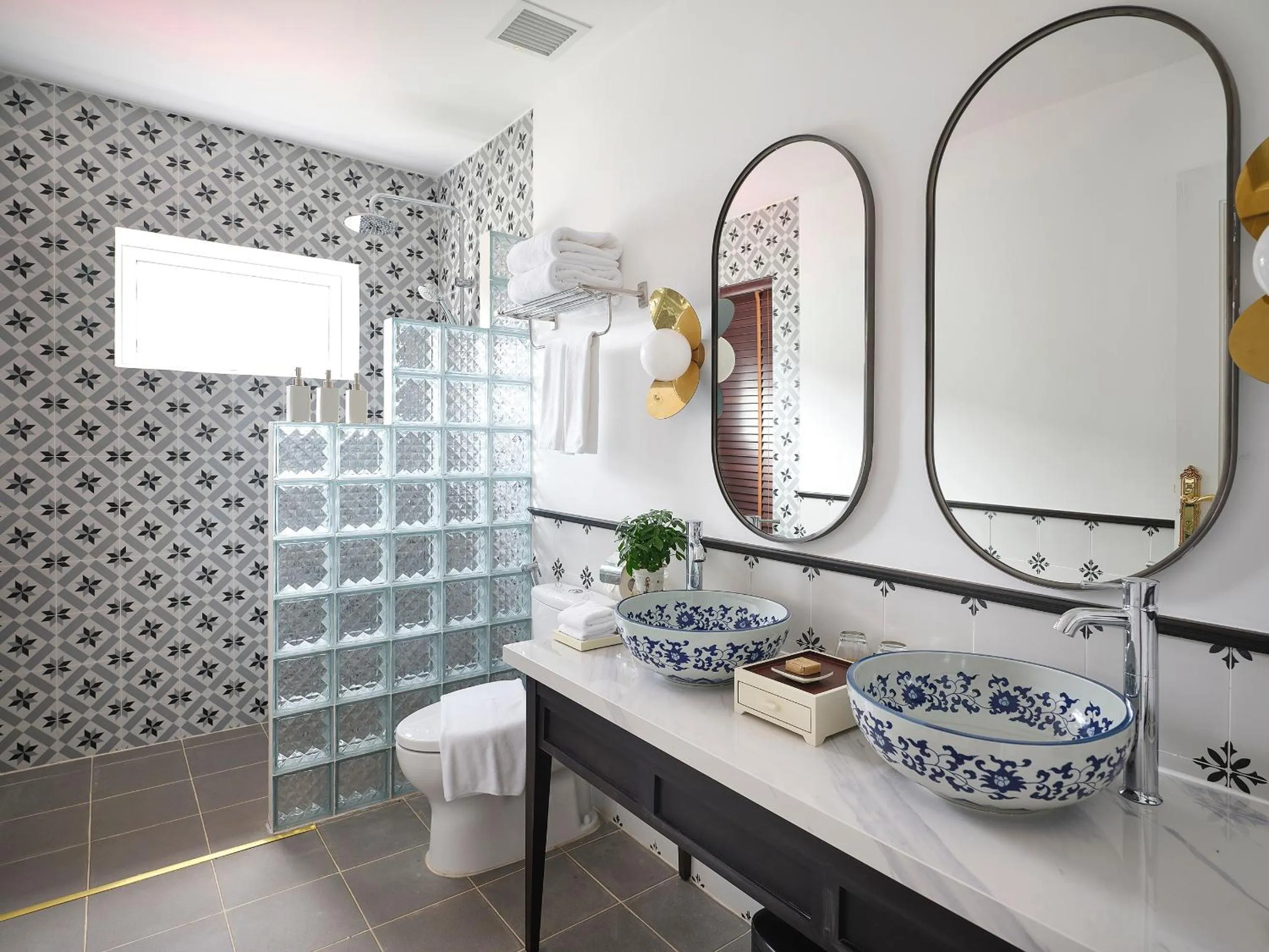 Golden Boutique Hotel