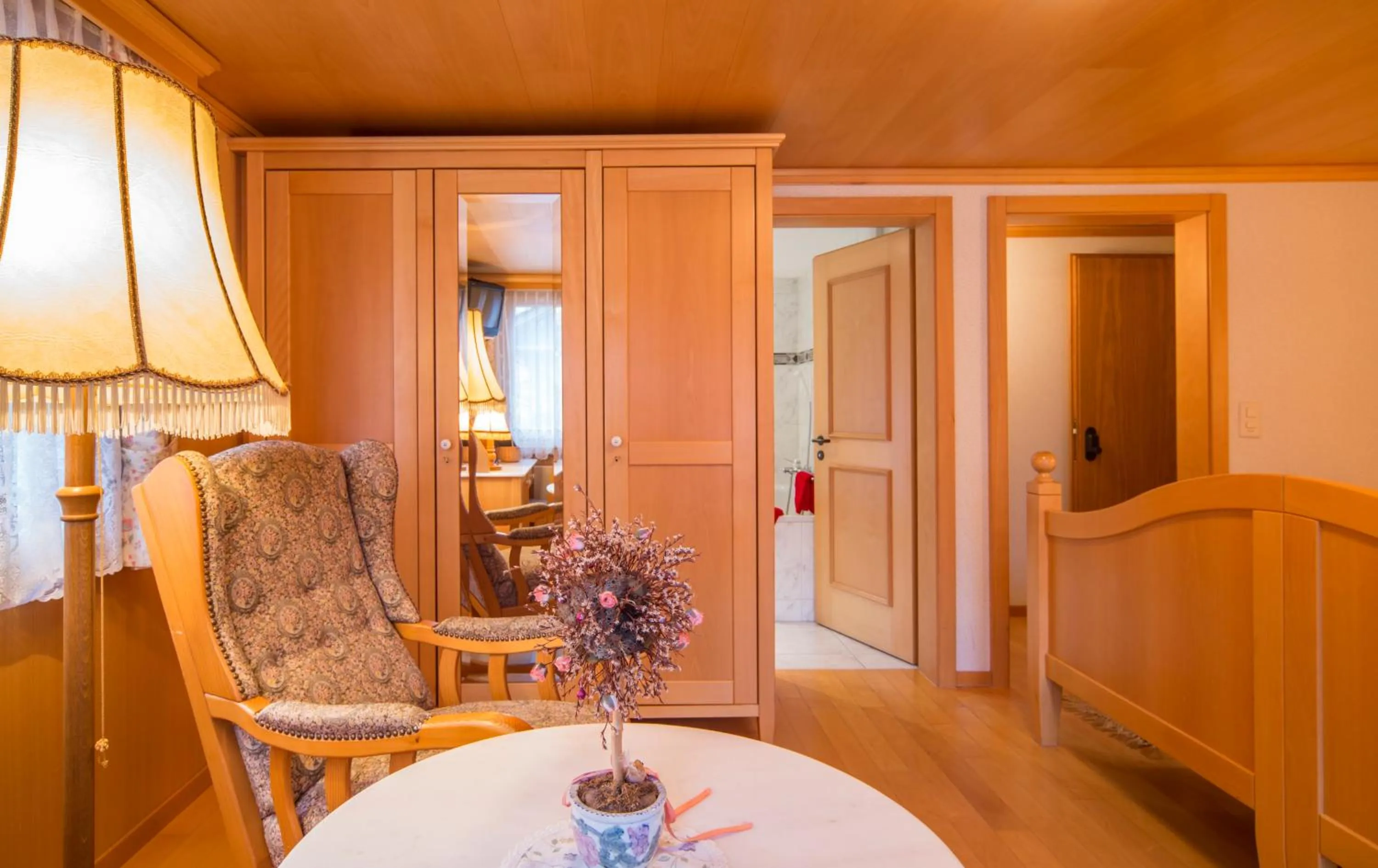 Bed in Hotel Olympia