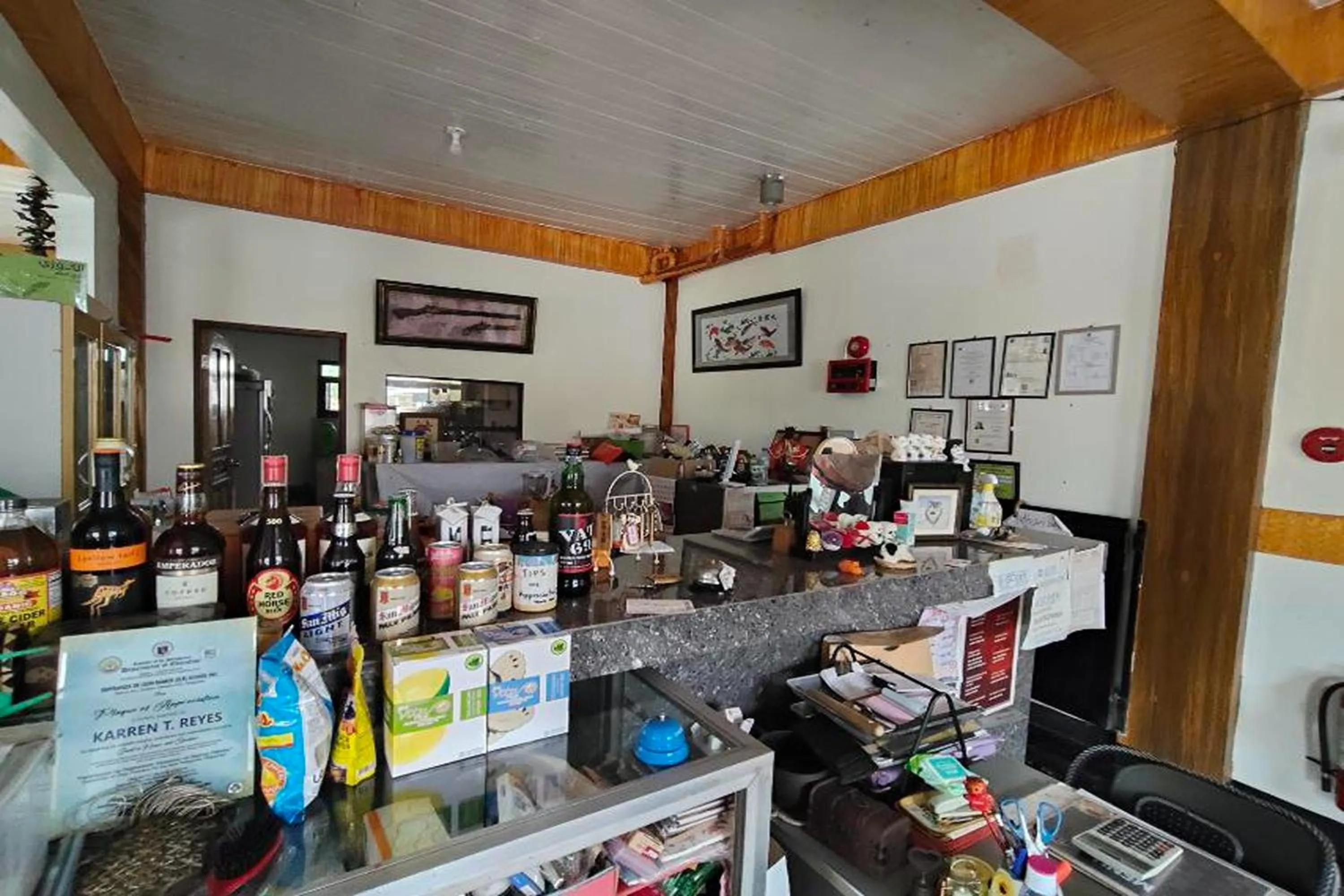 Lobby or reception in RBR Hotel and Restaurant near Hundred Islands