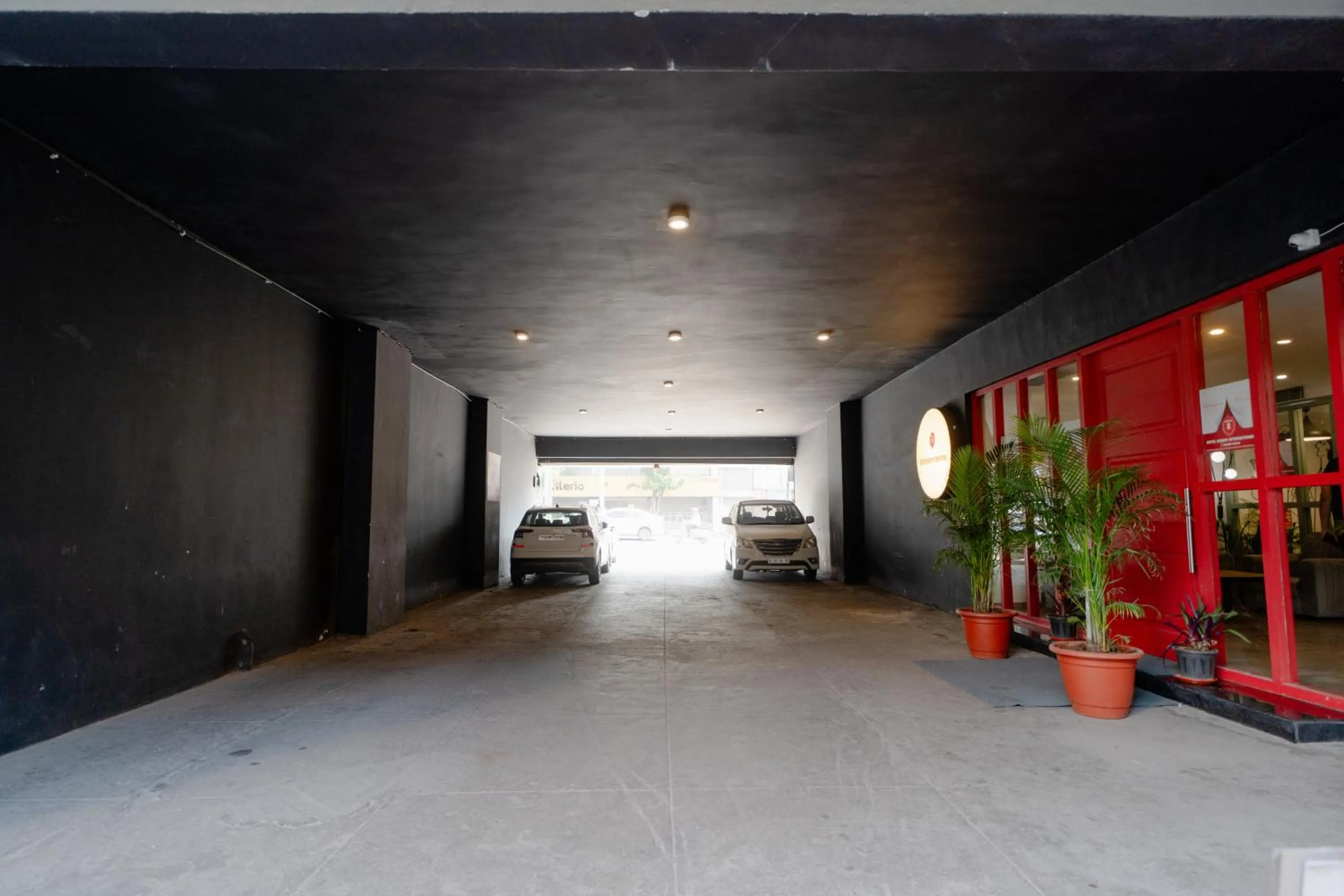 Hotel Asrani International