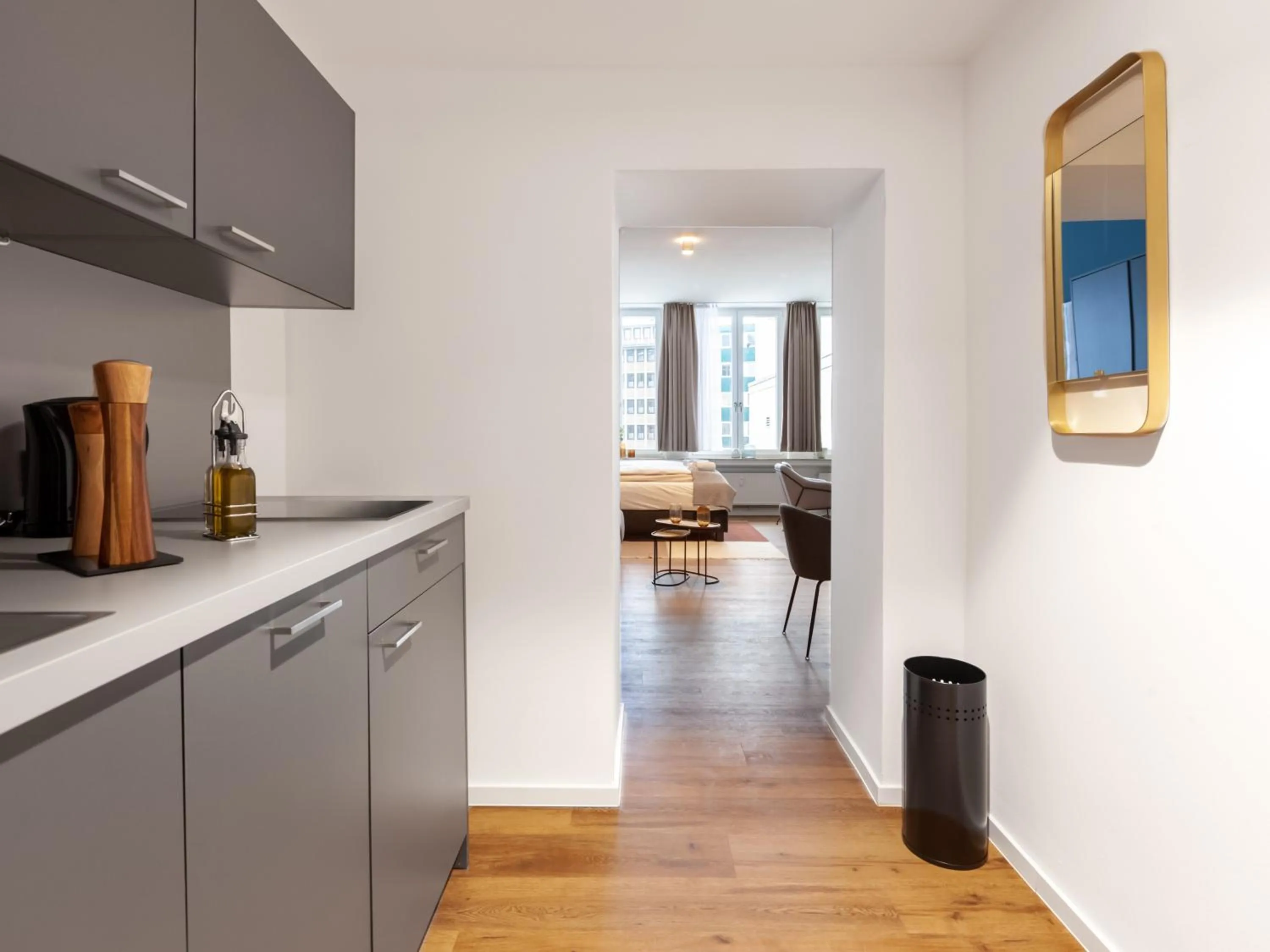 Kitchen or kitchenette in Limehome Bremen Hutfilterstraße