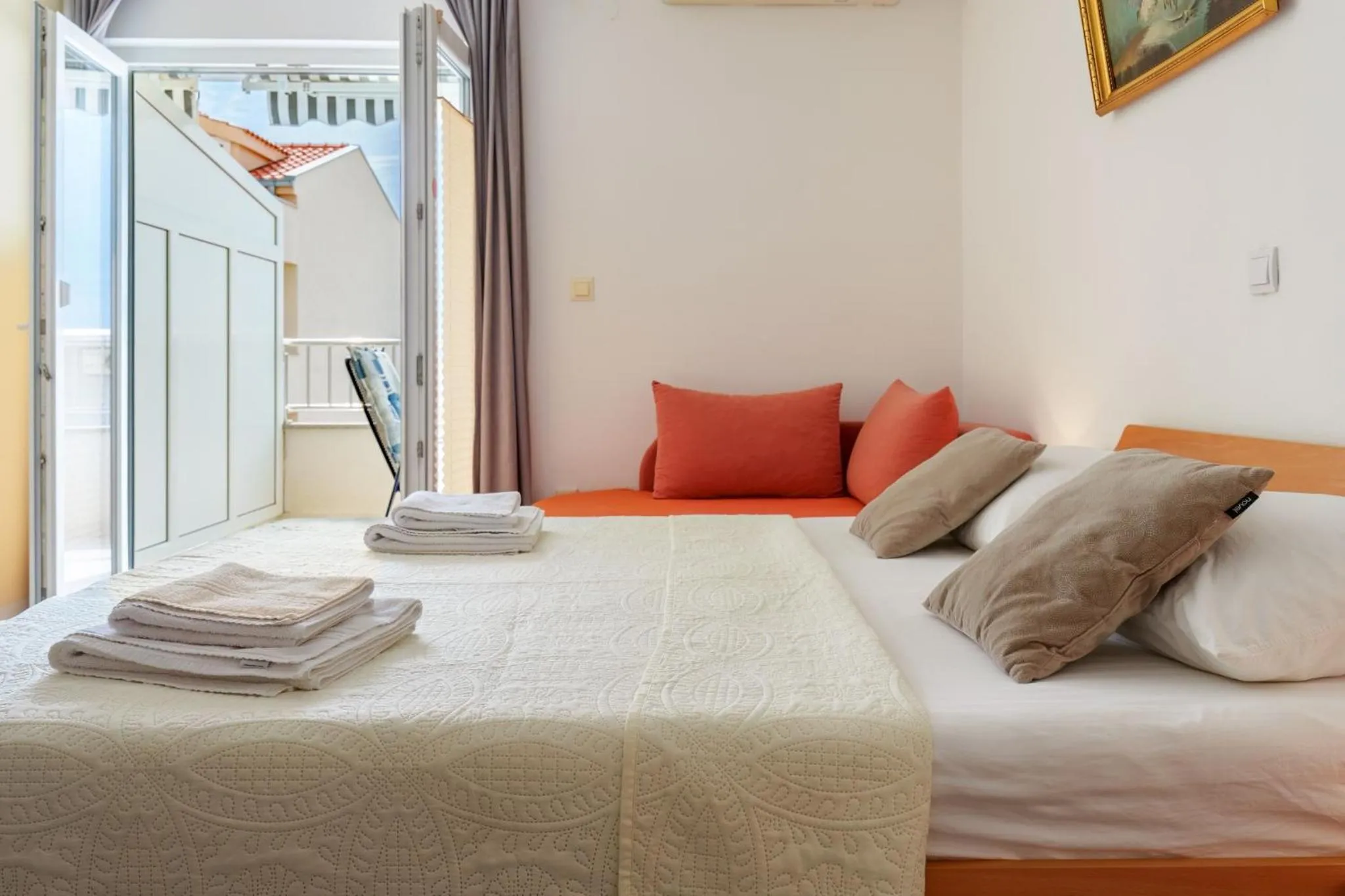 Bedroom, Bed in Studios Ruža