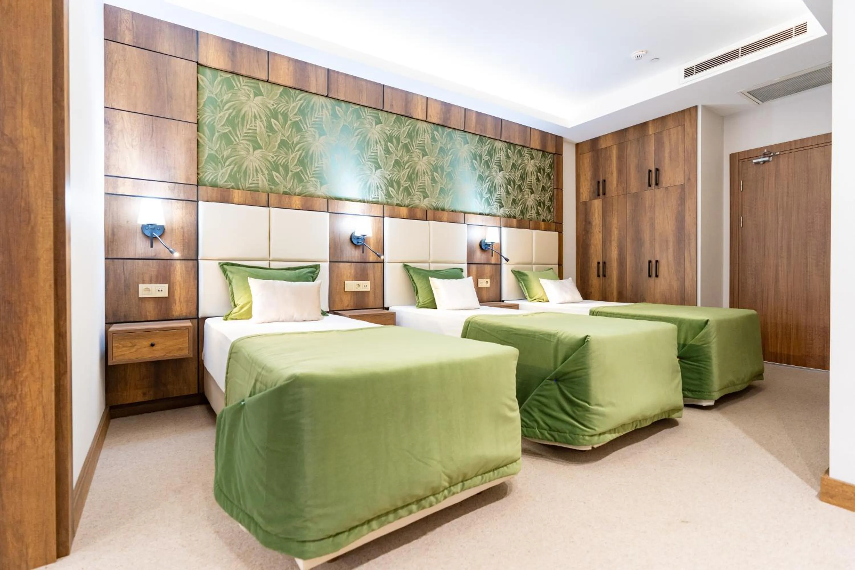 Bedroom, Bed in Mardy Suit Hotel