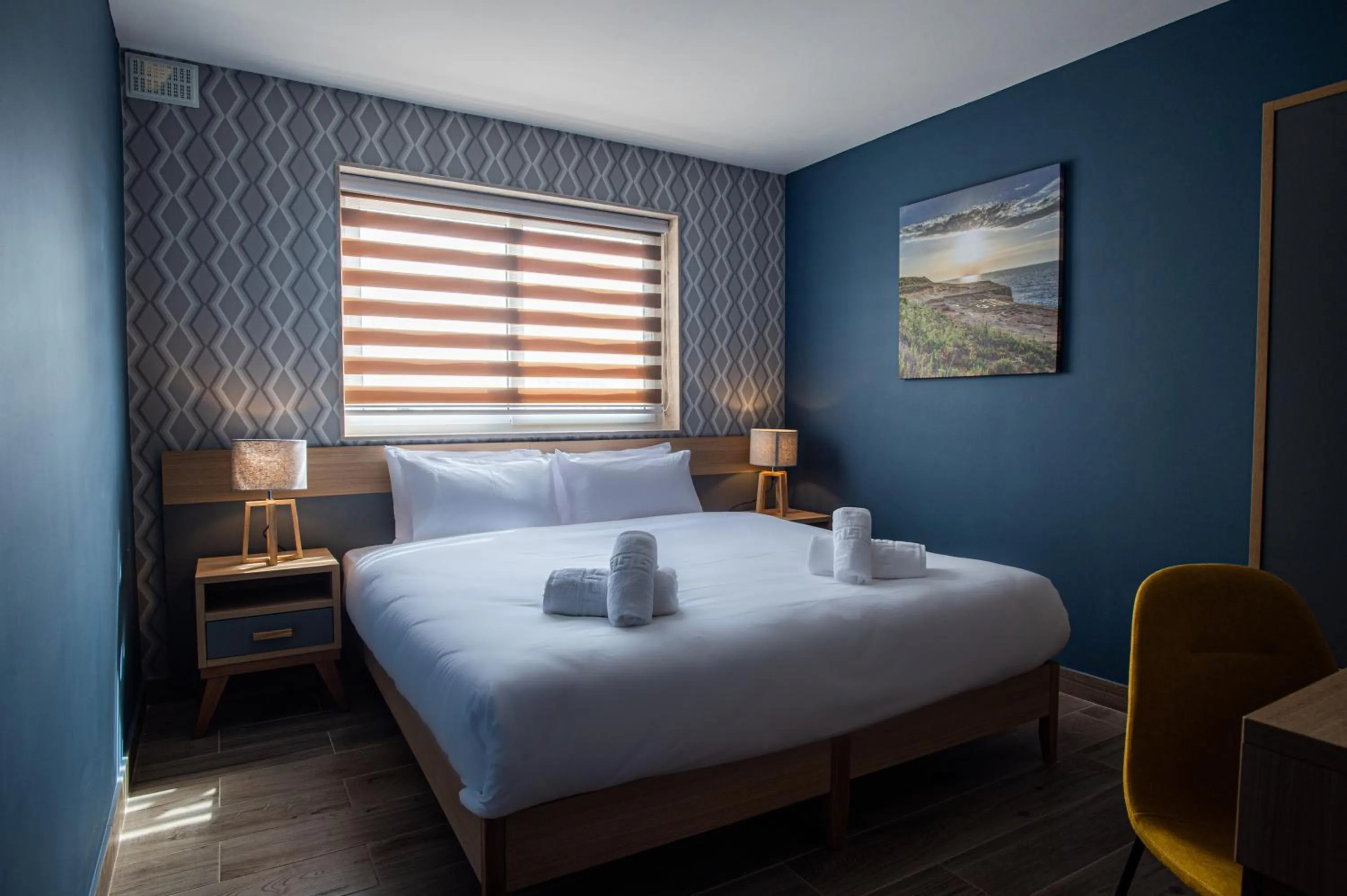 Bed in Ta' Tereza In Manwel Dimech