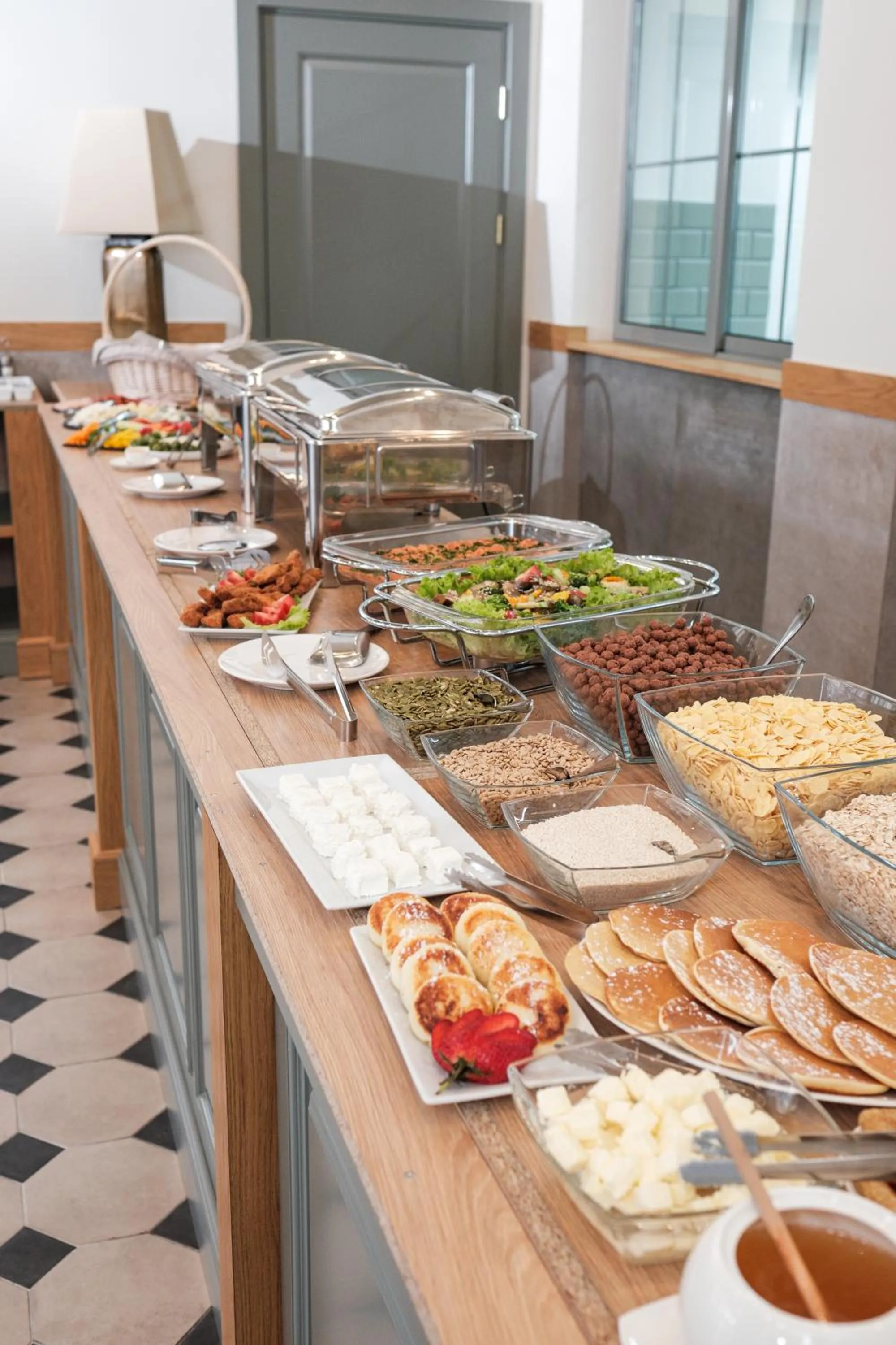 Buffet breakfast in GRAND HOTEL GYUMRI by APRICOT Hotels