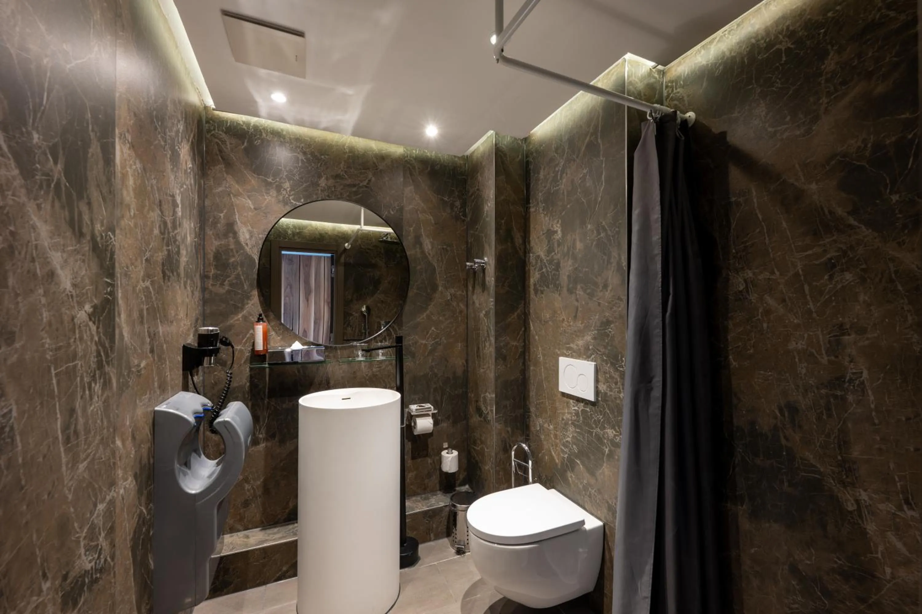 Bathroom in Hotel Klassik Berlin