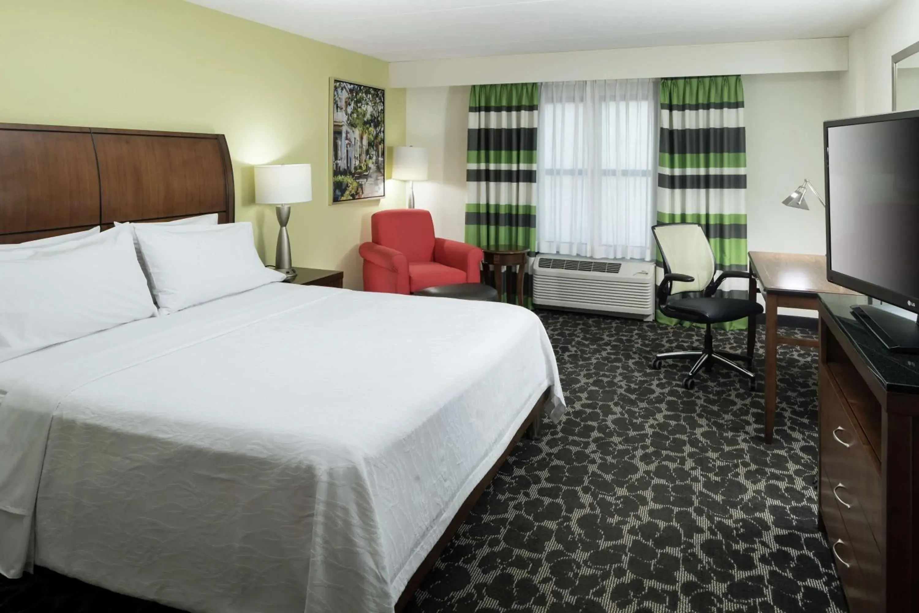 King Room Hearing Accessible in Hilton Garden Inn Charleston Waterfront/Downtown King Room Hearing Accessible in Hilton Garden Inn Charleston Waterfront/Downtown