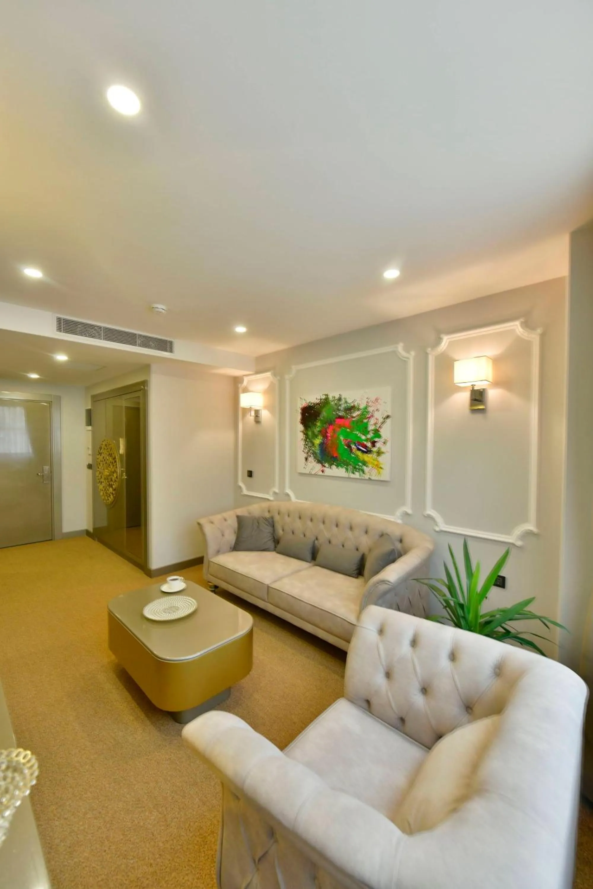 Living room in Ghan Hotel