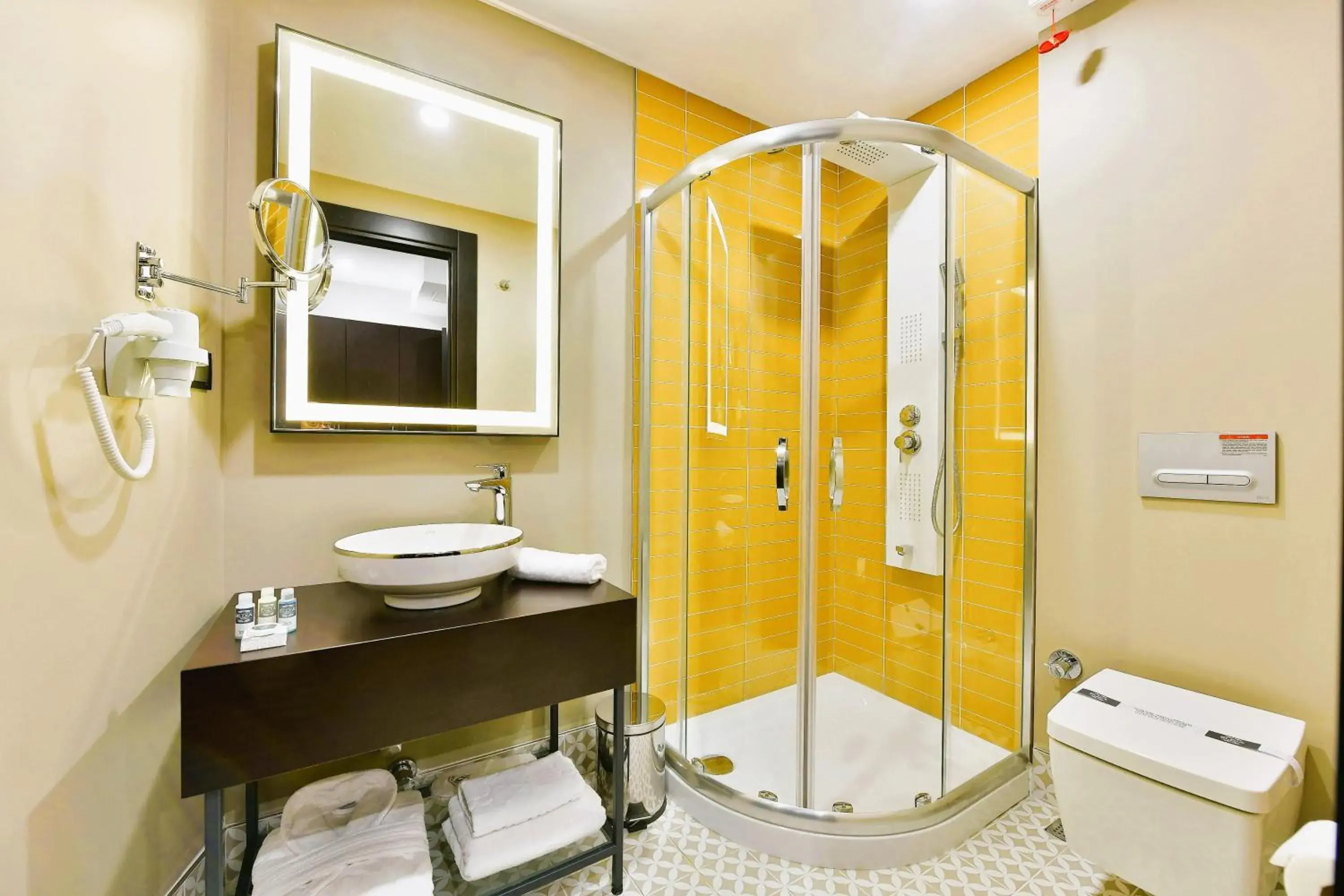 Economy Double Room in Ghan Hotel Economy Double Room in Ghan Hotel