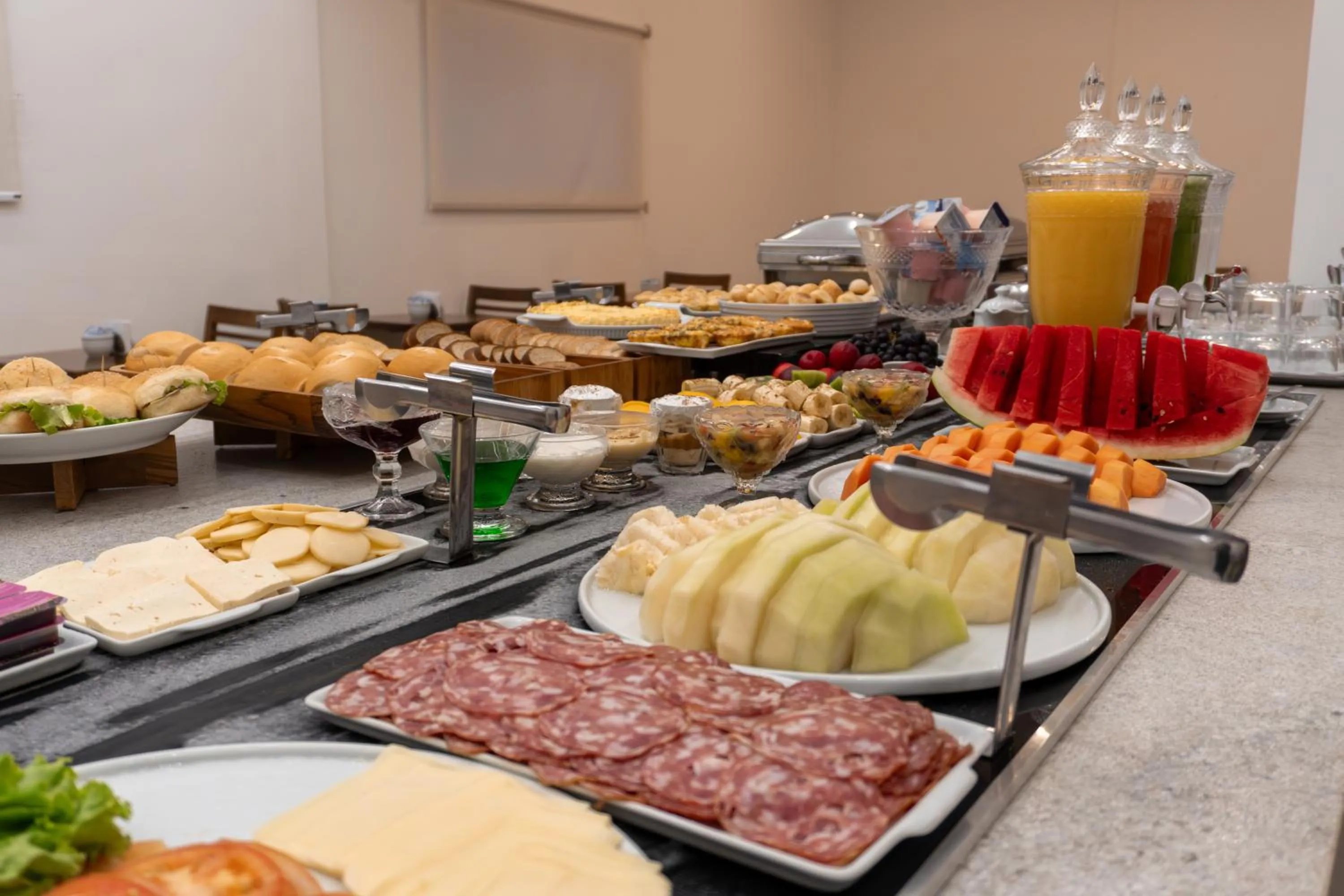 Breakfast in Hotel Mandino