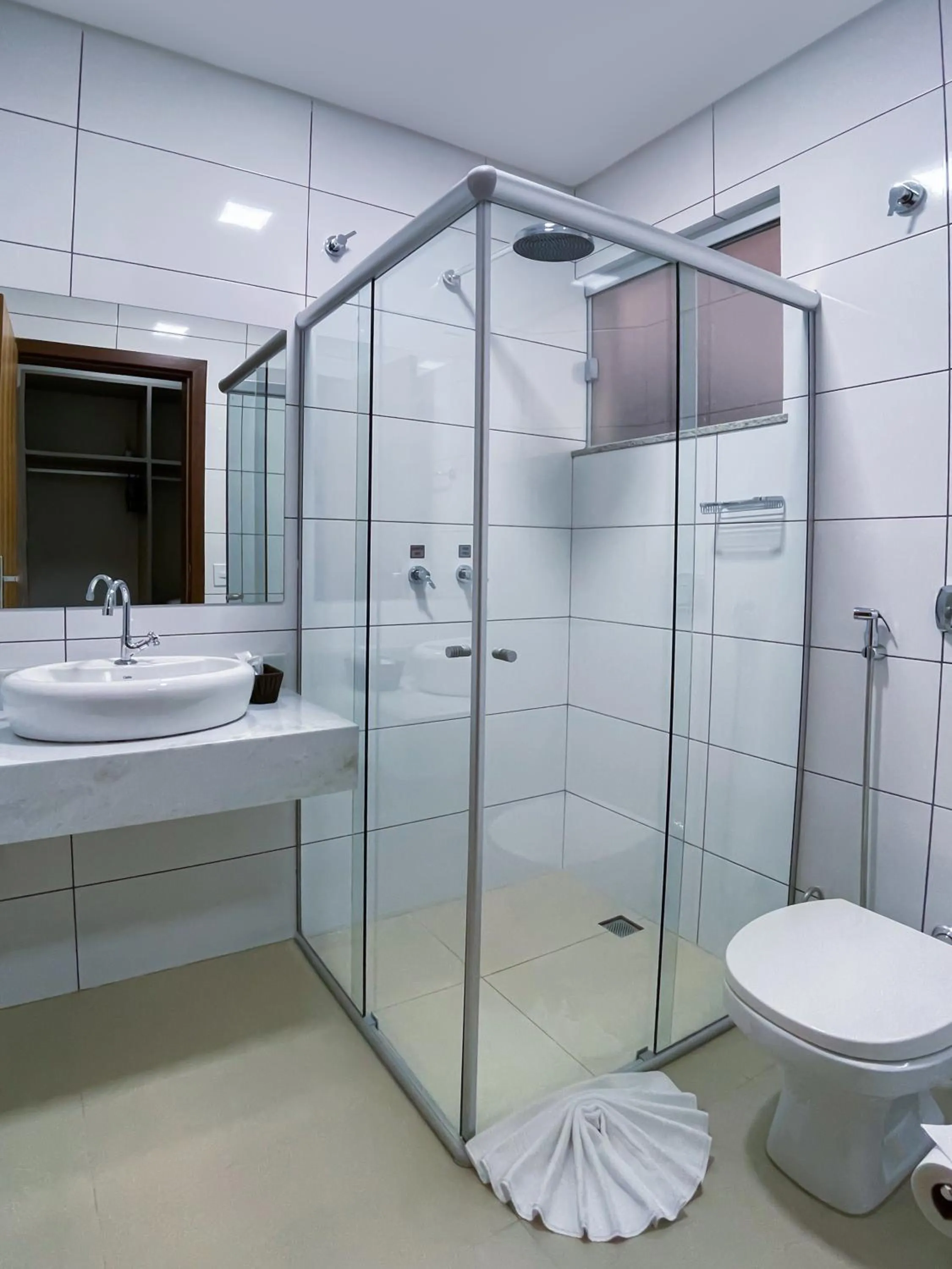 Bathroom in Hotel Mandino