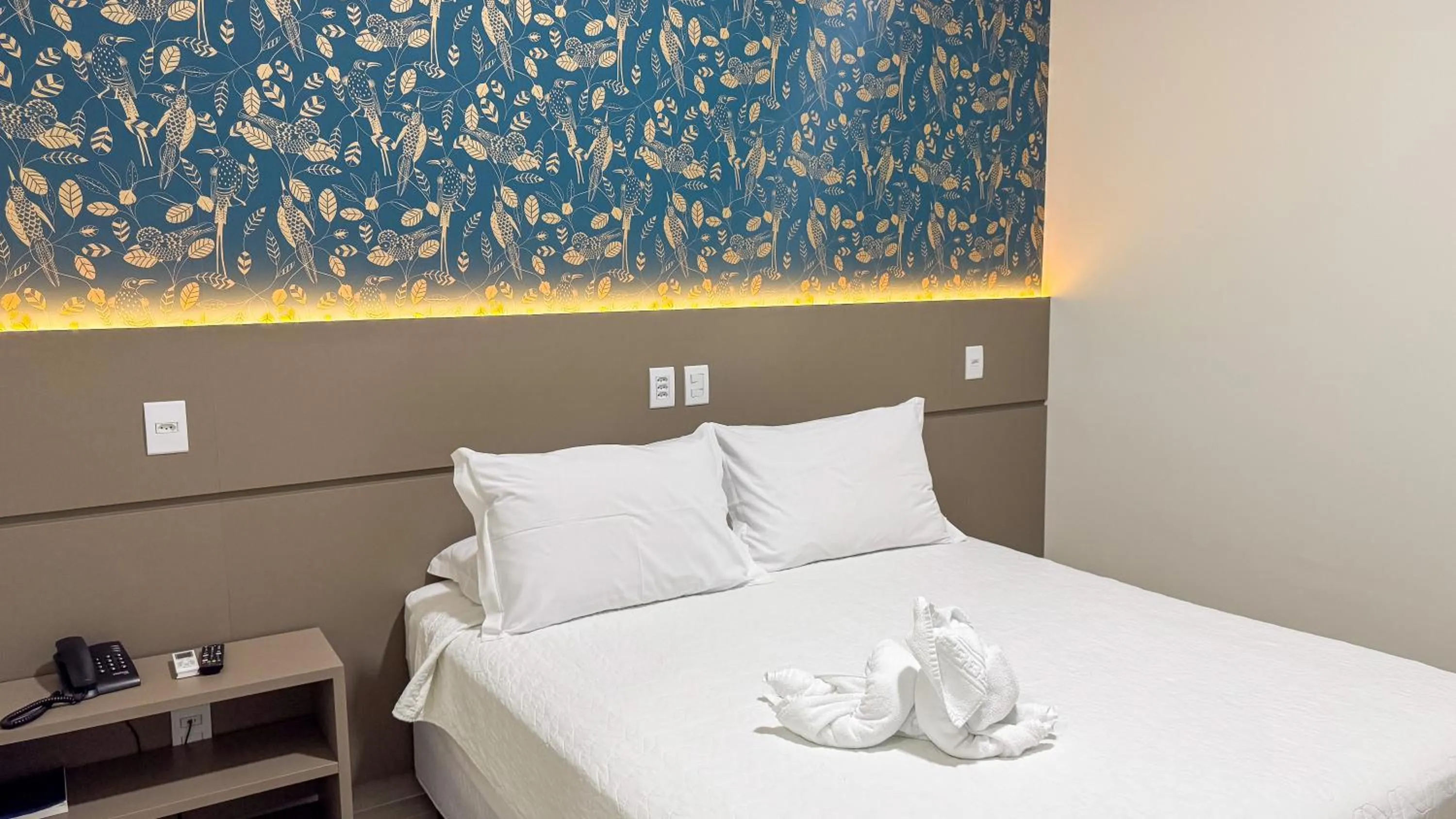 Bed in Hotel Mandino