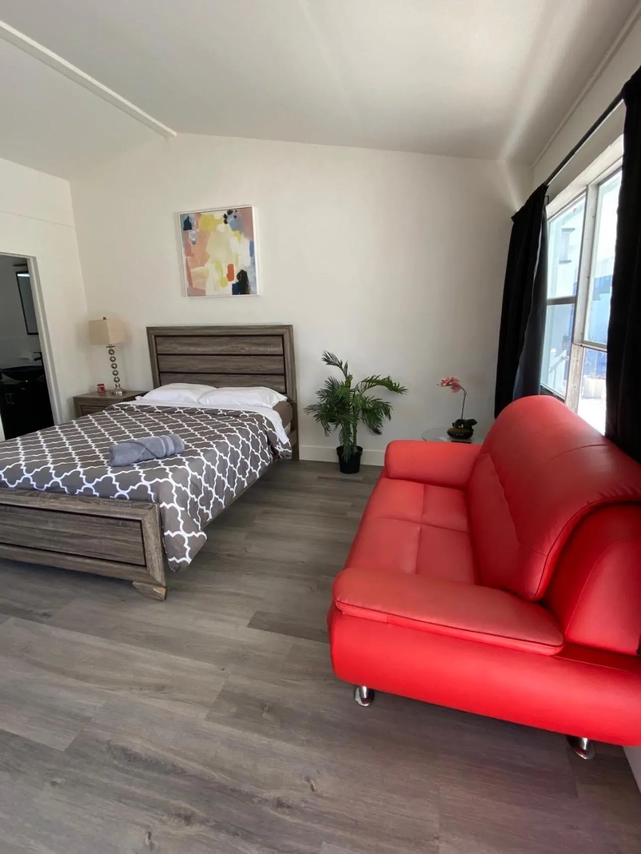 Bed in Coral Sands Boutique Lux Studio