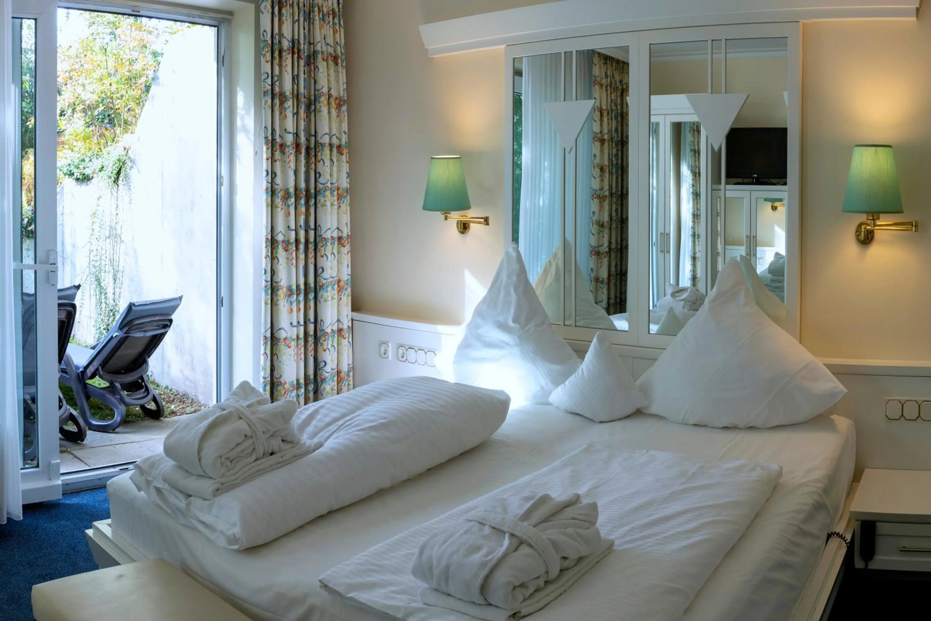 Bedroom, Bed in Ringhotel Fährhaus