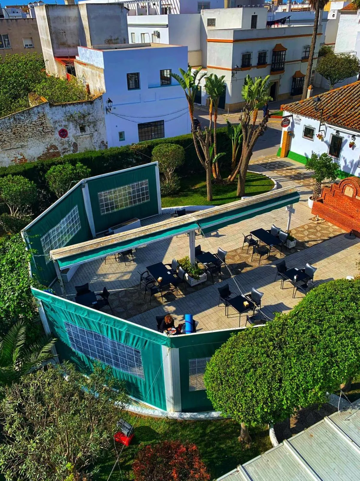 Restaurant/places to eat in 6 grifos habitaciones turísticas