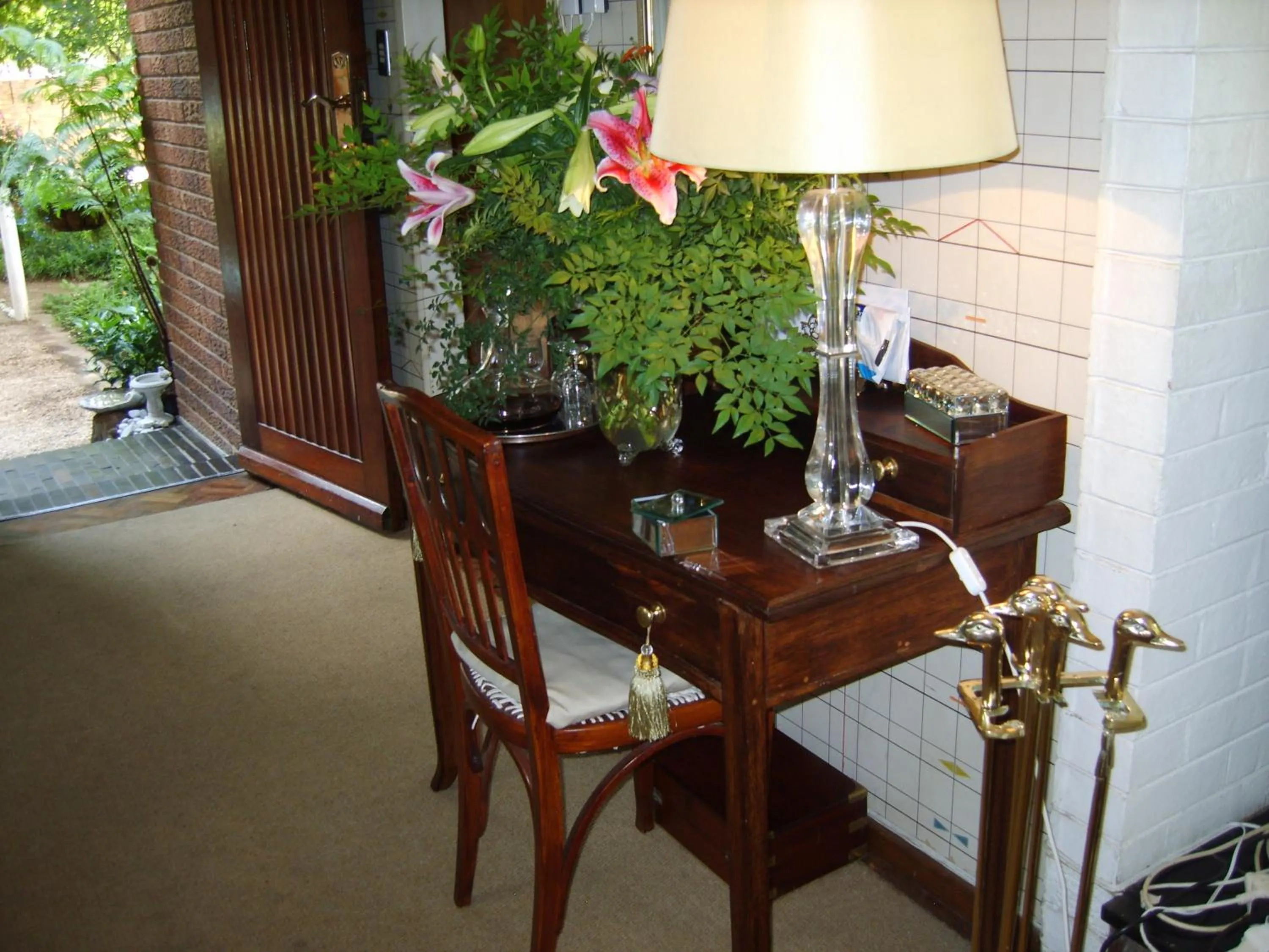 Emerald Guest House Springs