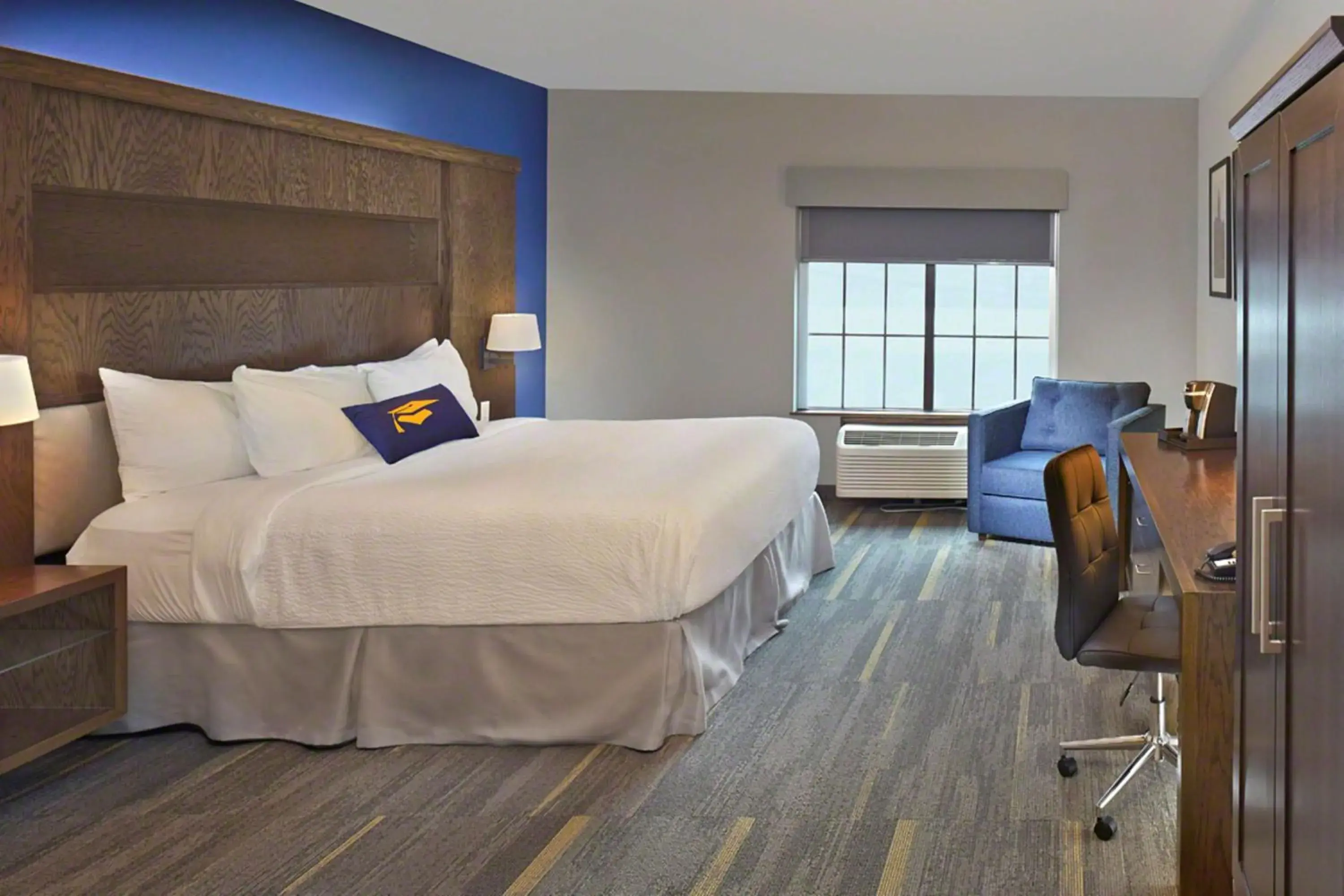 King Room in Scholar Morgantown, Tapestry Collection by Hilton King Room in Scholar Morgantown, Tapestry Collection by Hilton