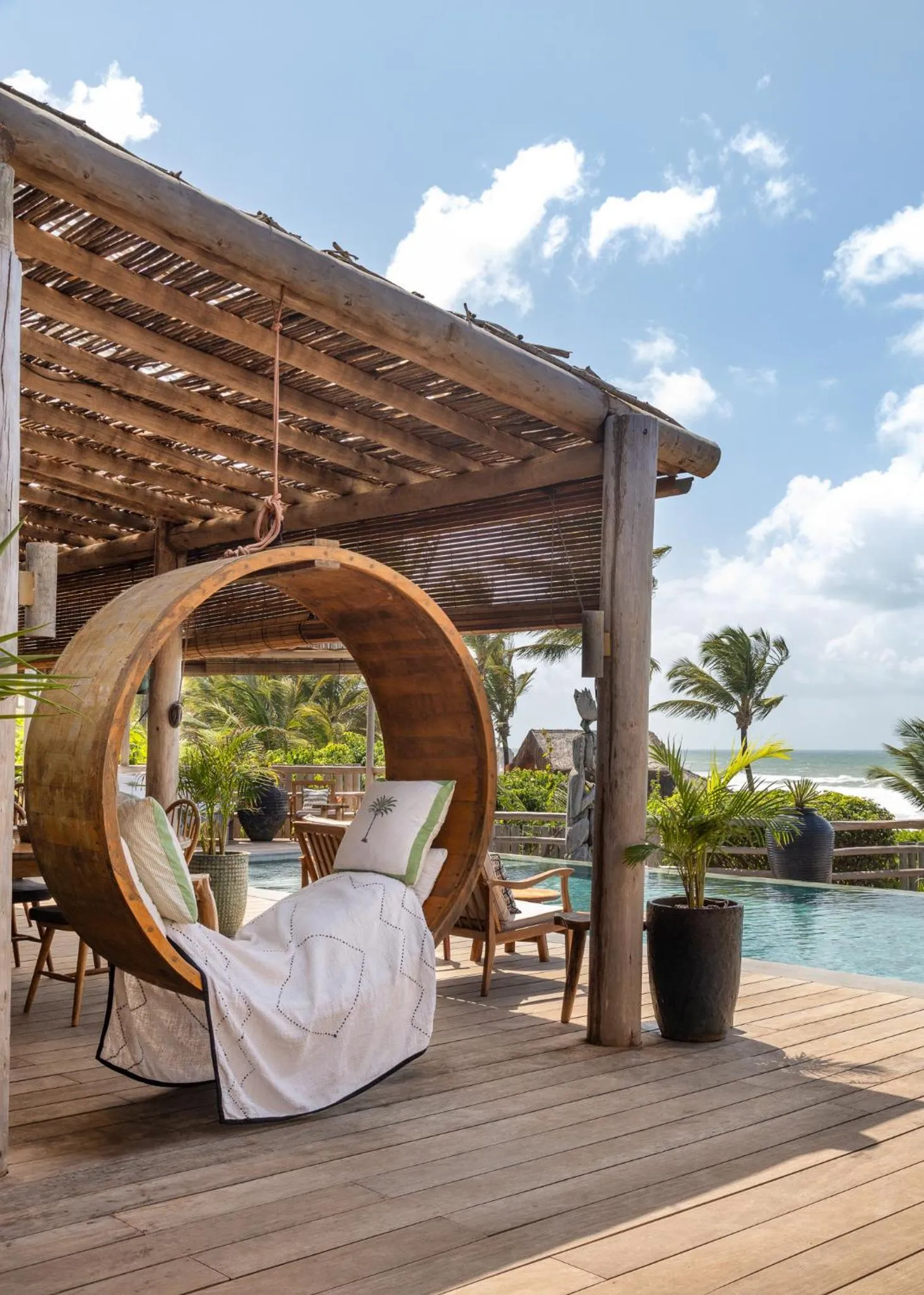 Restaurant/places to eat in Filha Da Lua Ecolodge