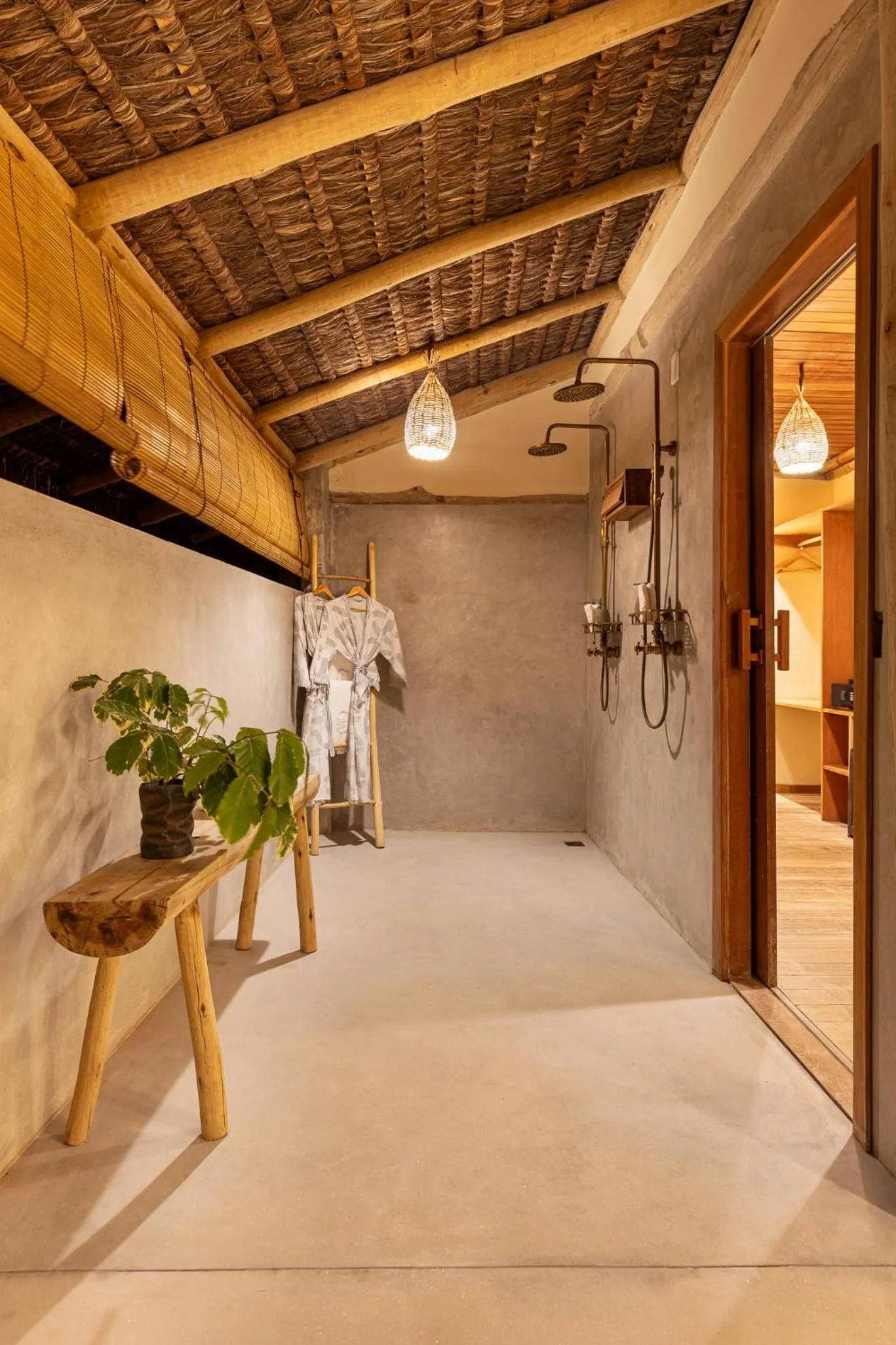 Bathroom in Filha Da Lua Ecolodge