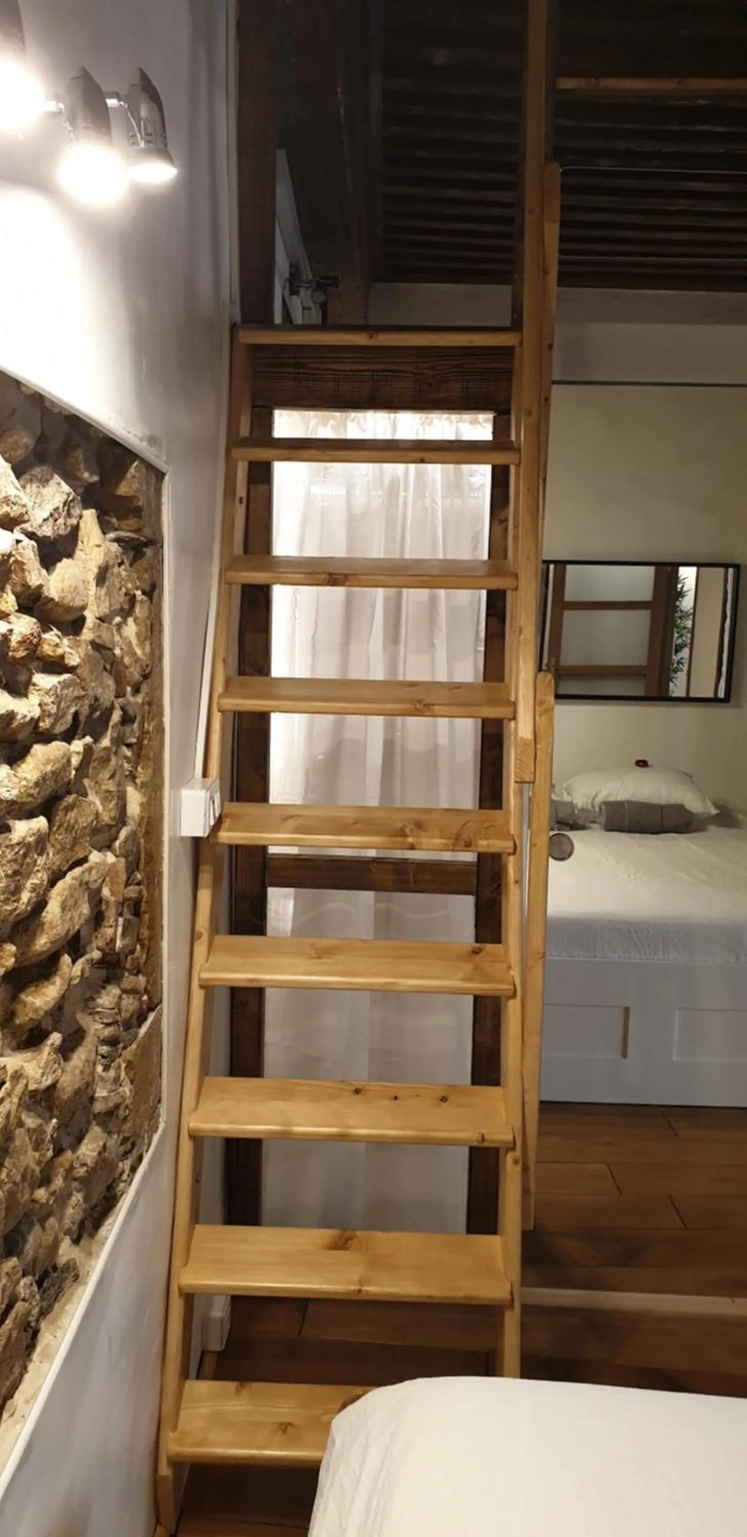 Bed in La Loge Du Vieux Lyon