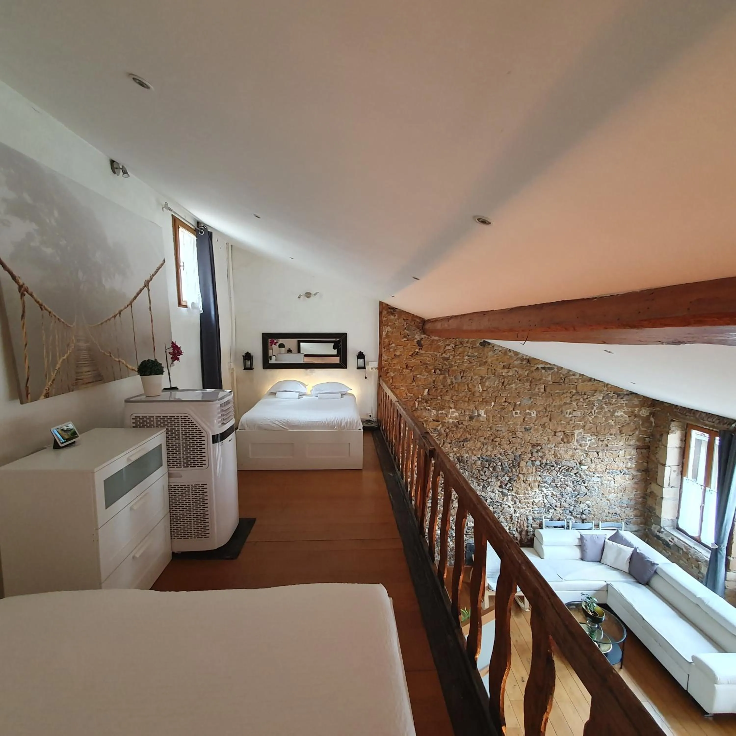 Bed in La Loge Du Vieux Lyon