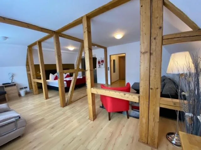 Bed in Hotel Rathaus