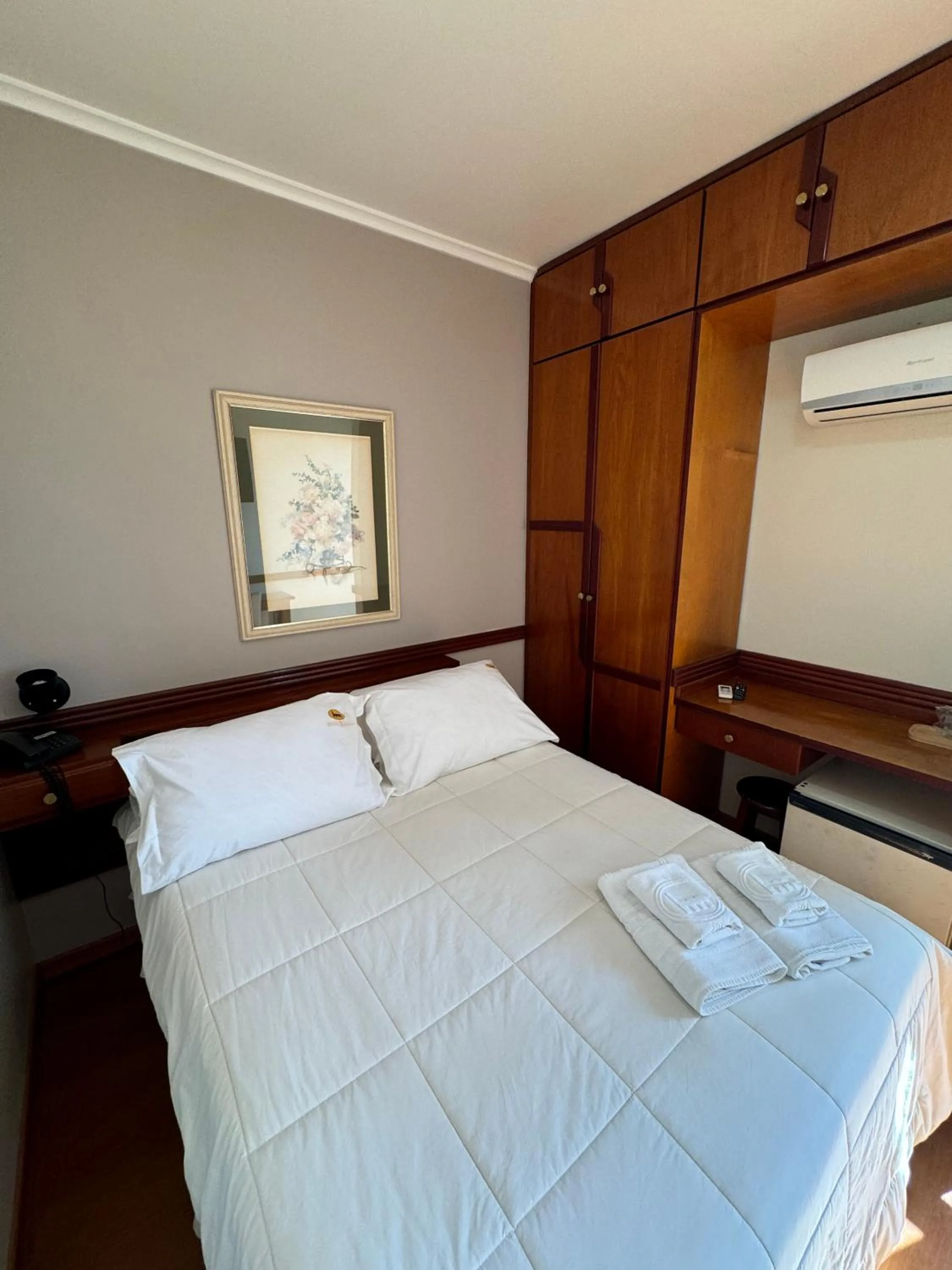 Bed in Hotel Marques