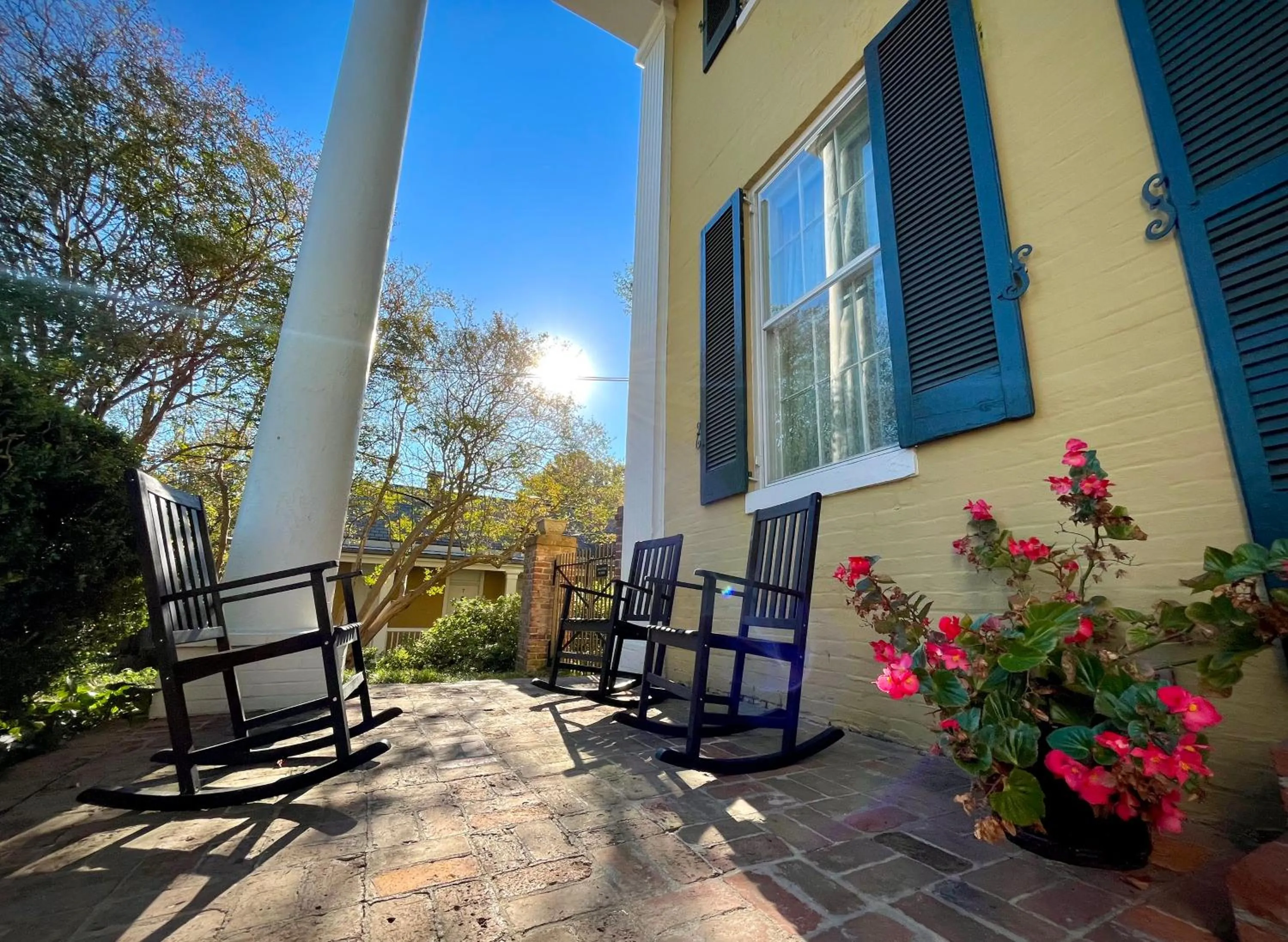 Property building in Anchuca Historic Mansion & Inn