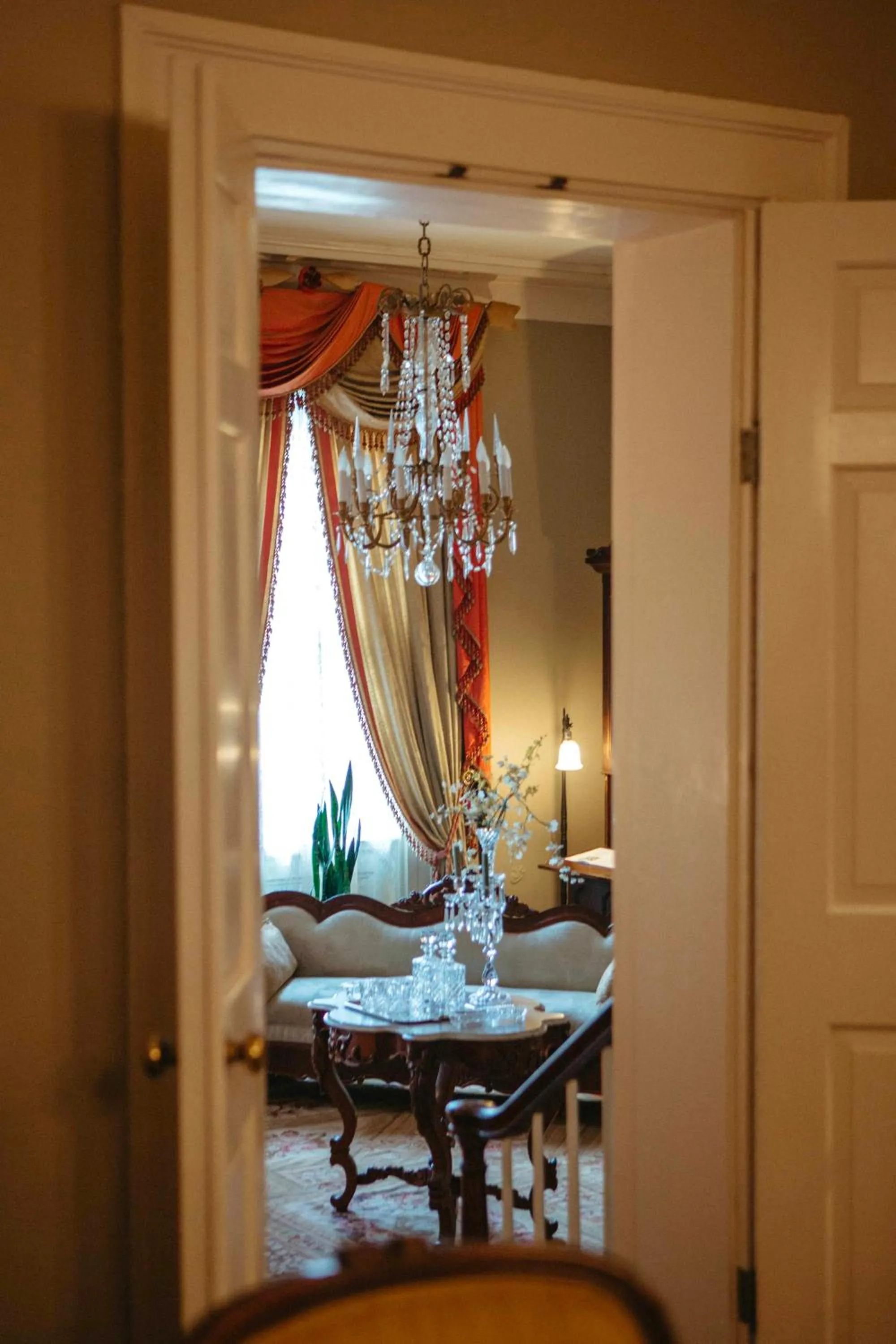 Seating area in Anchuca Historic Mansion & Inn