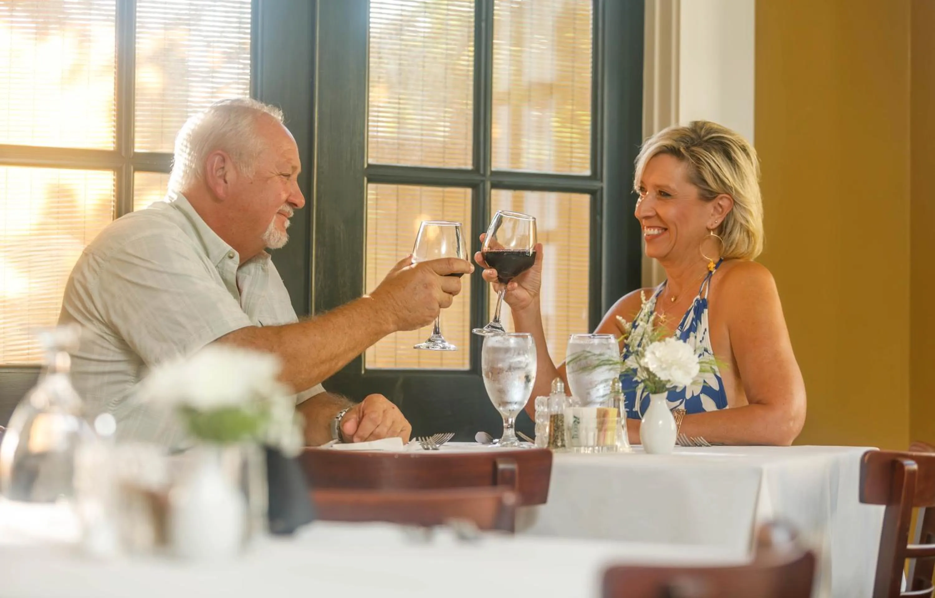 Anchuca Historic Mansion & Inn