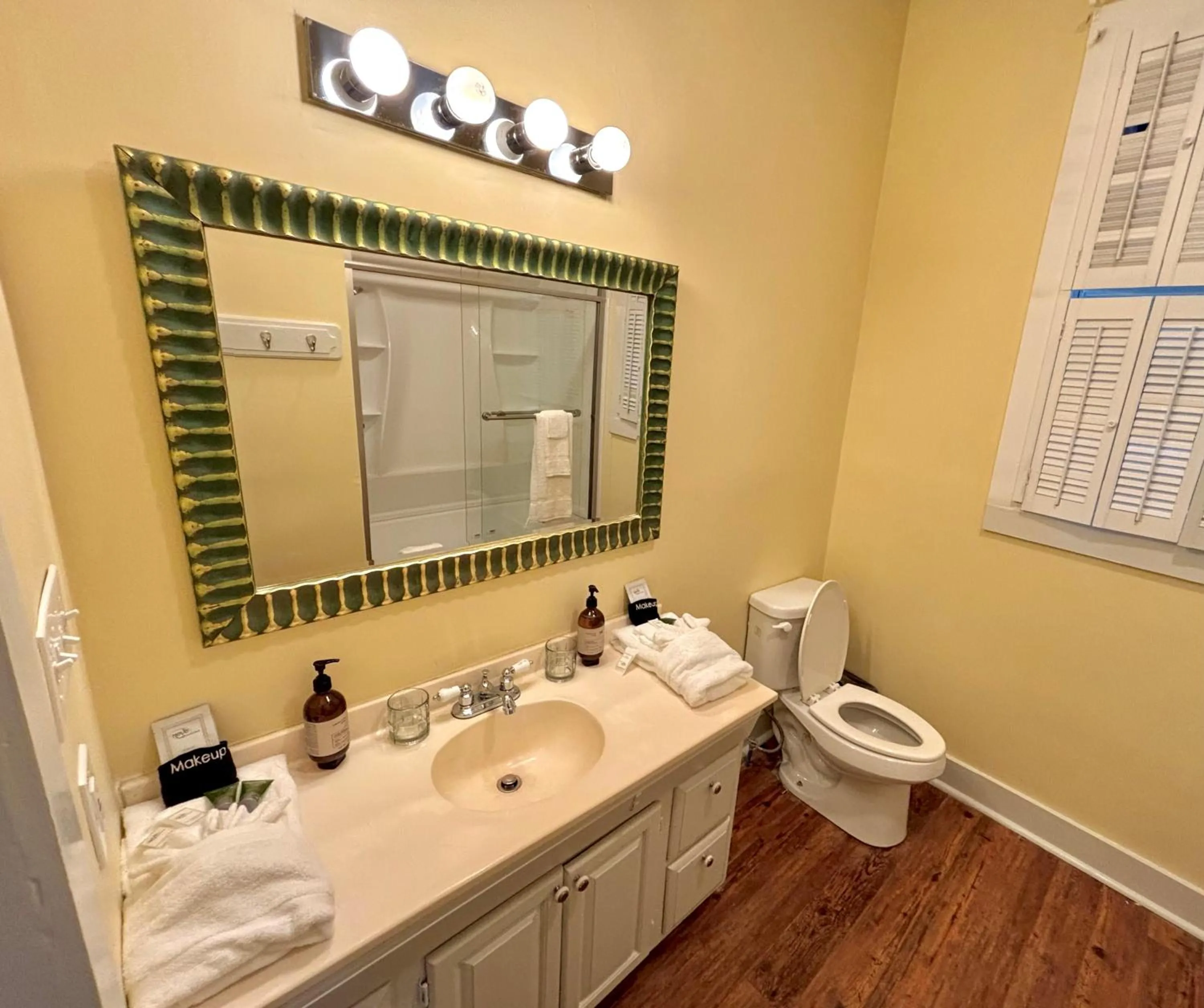 Anchuca Historic Mansion & Inn