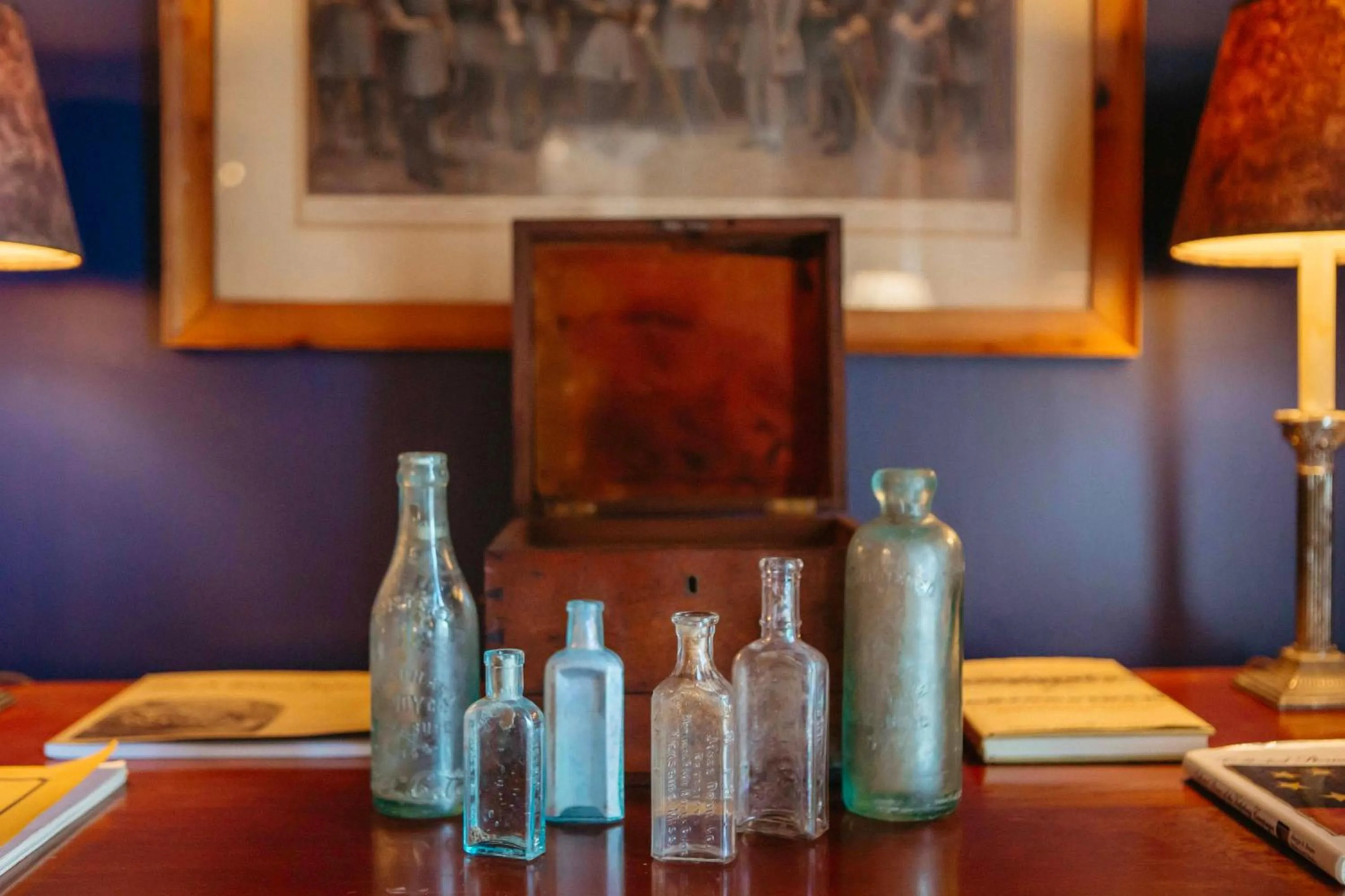 Library in Anchuca Historic Mansion & Inn