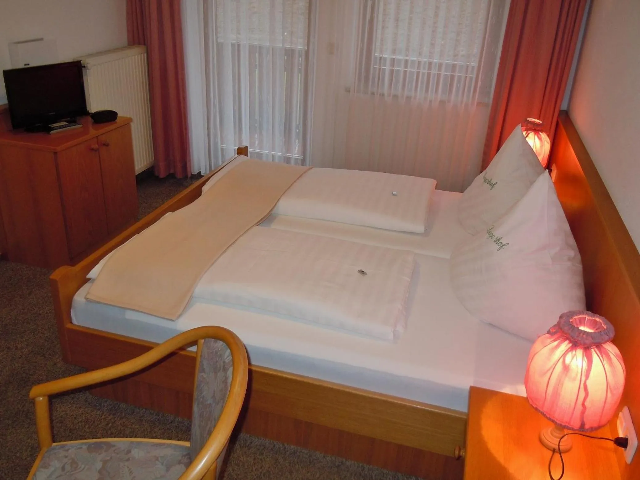 Photo of the whole room, Bed in Hotel Lugerhof